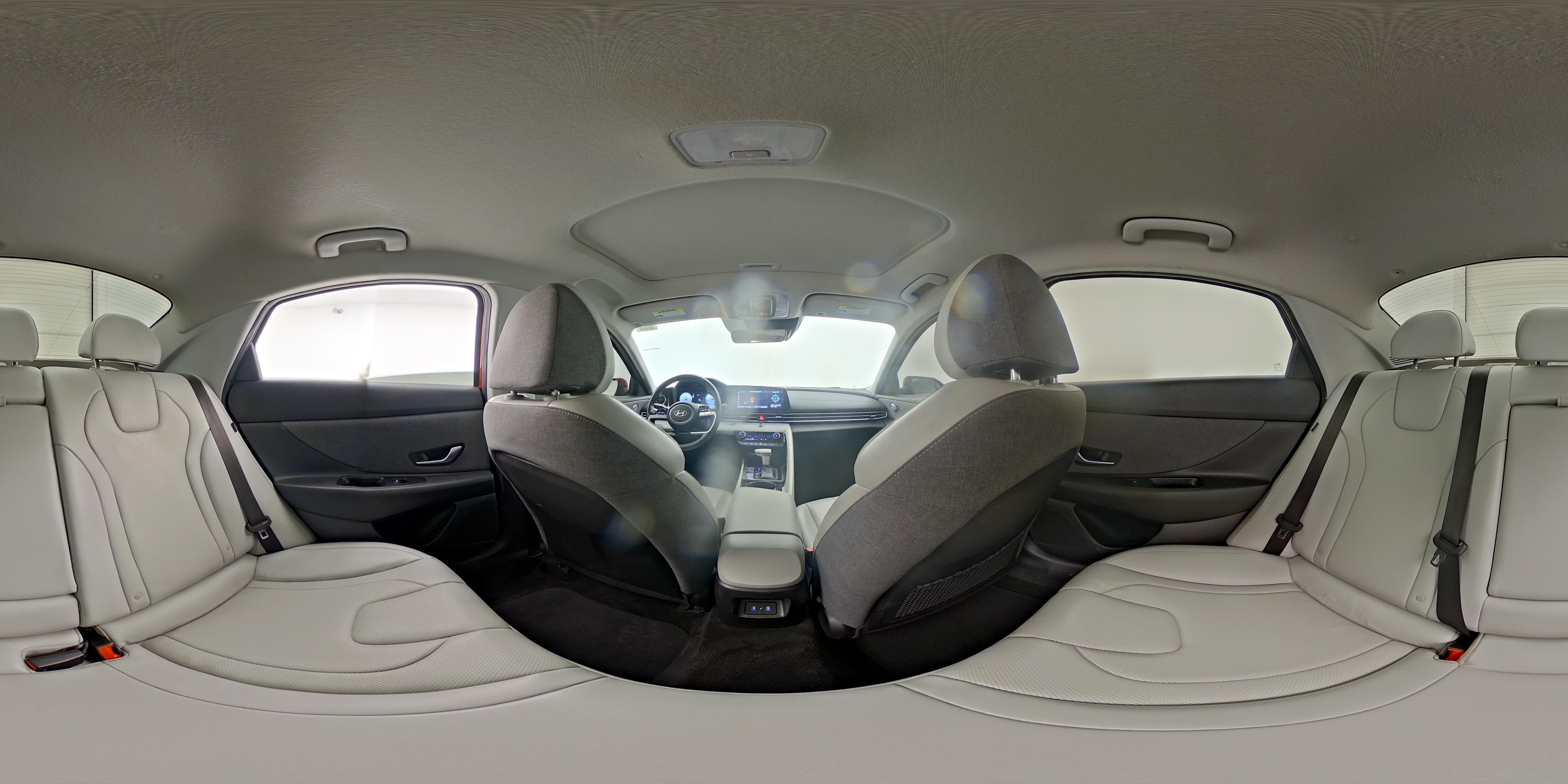 2024 Hyundai Elantra Limited - Photo 27