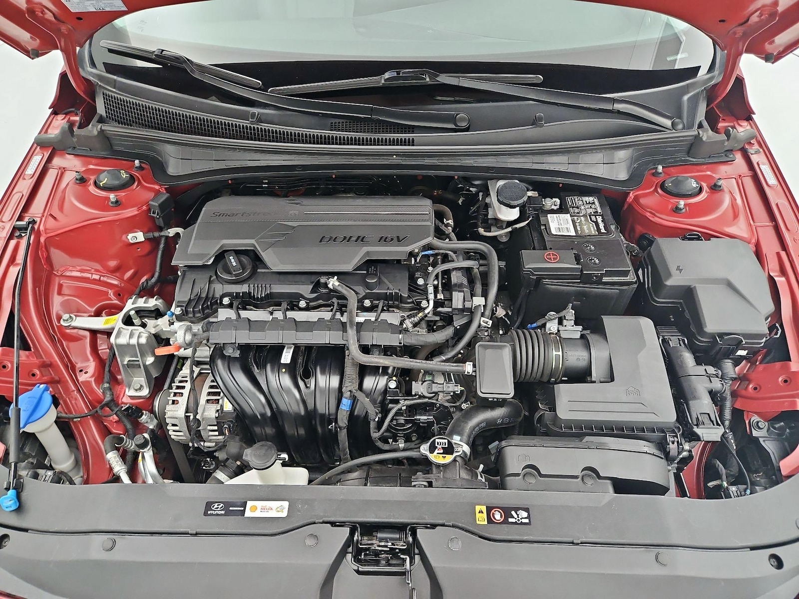 2024 Hyundai Elantra Limited - Photo 24