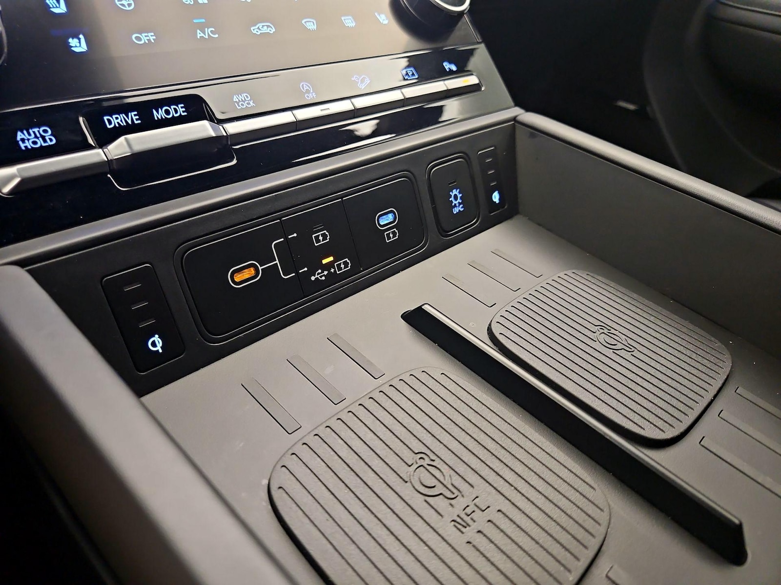 2025 Hyundai Santa Fe Calligraphy - Photo 20