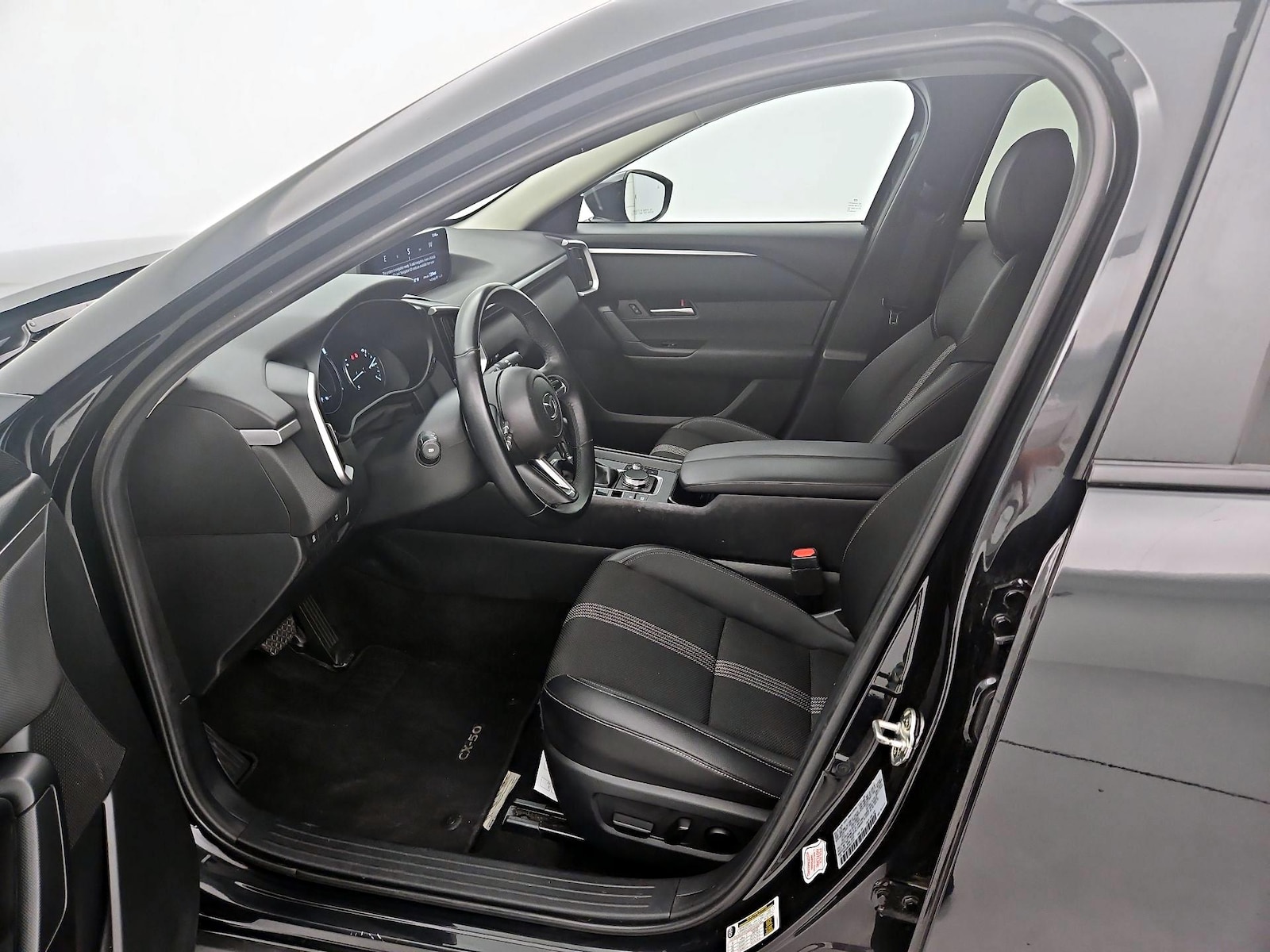 2025 Mazda CX-50 Preferred - Photo 12