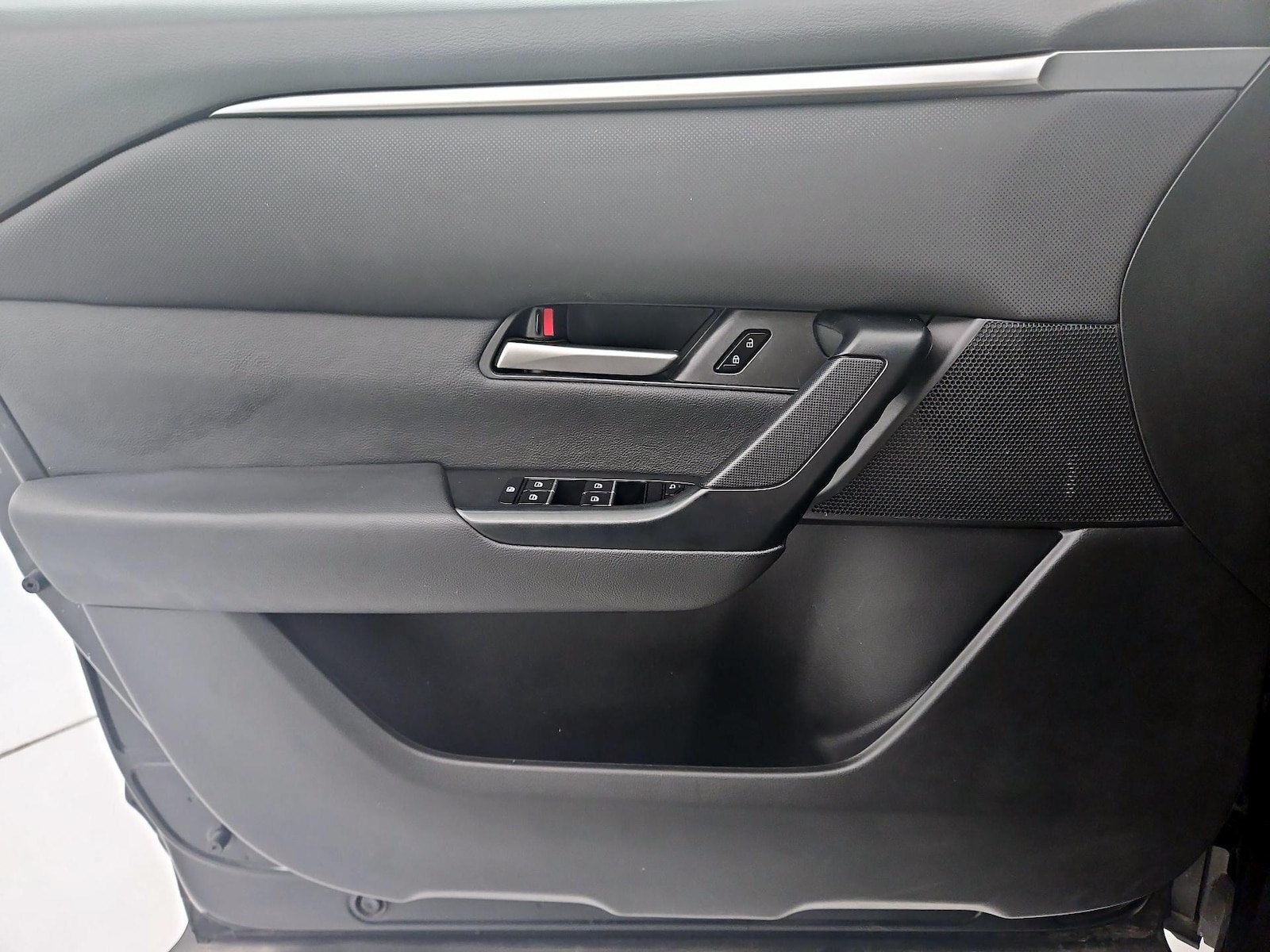 2025 Mazda CX-50 Preferred - Photo 13
