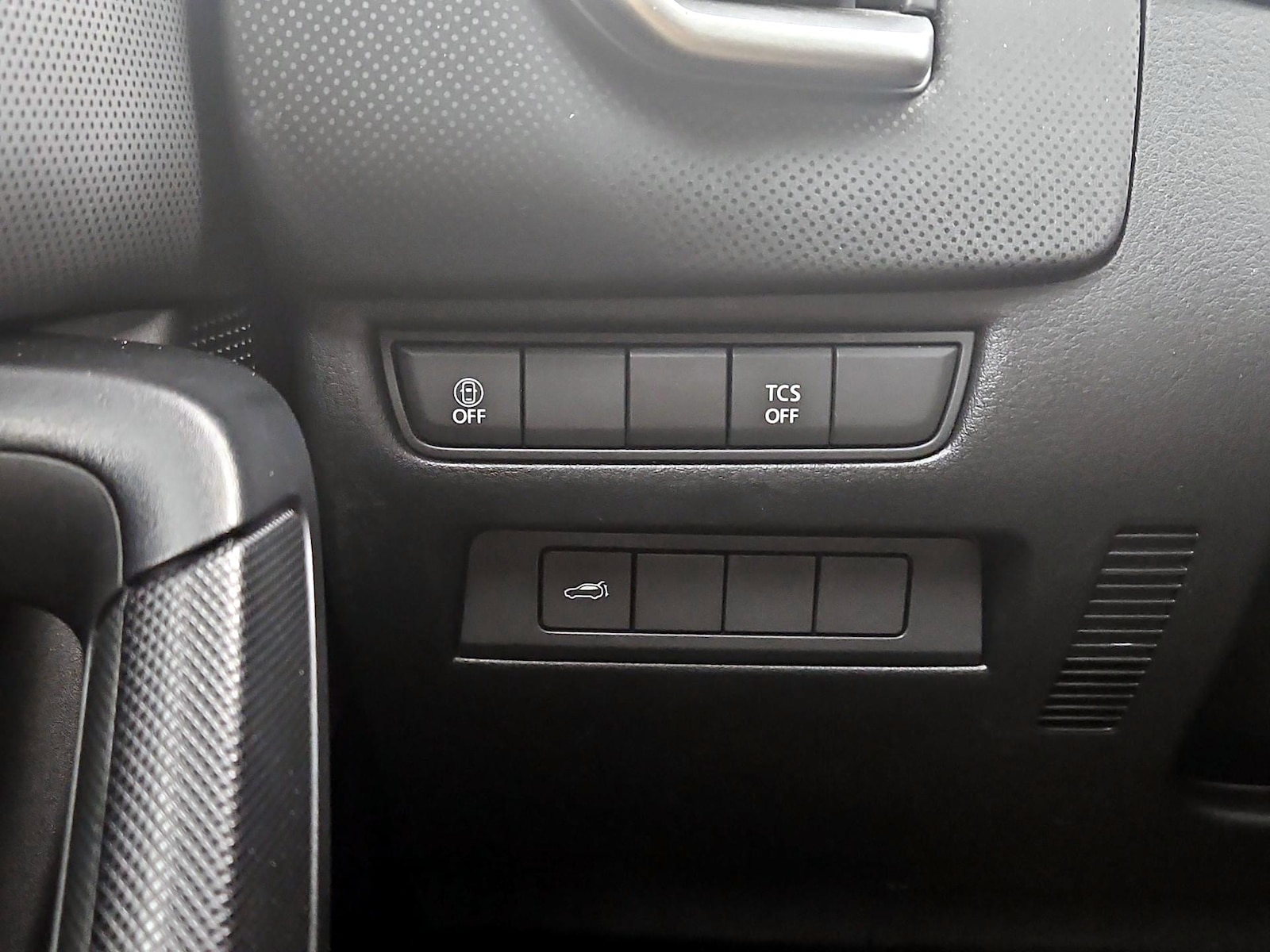 2025 Mazda CX-50 Preferred - Photo 14