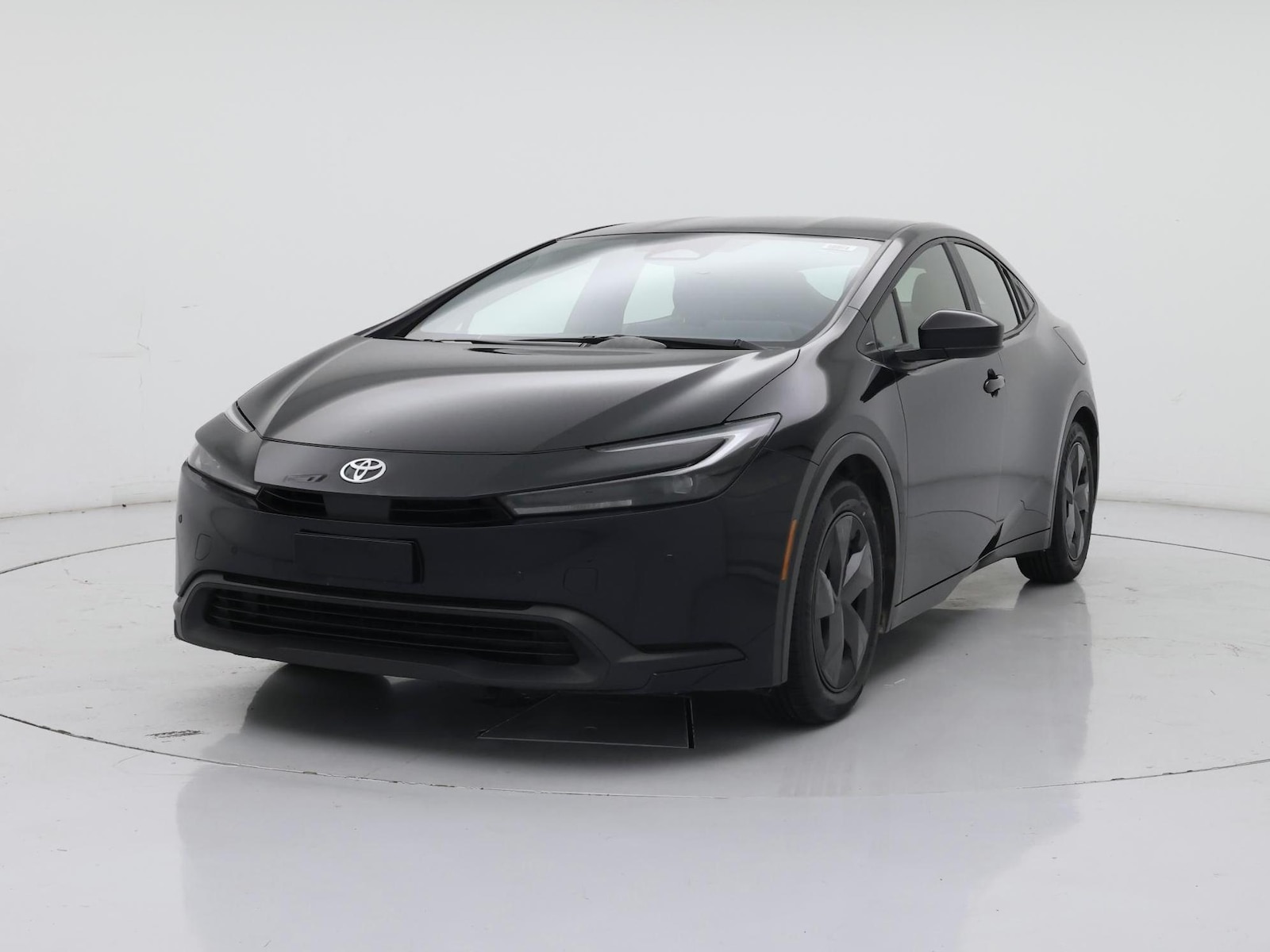 2025 Toyota Prius LE - Photo 5
