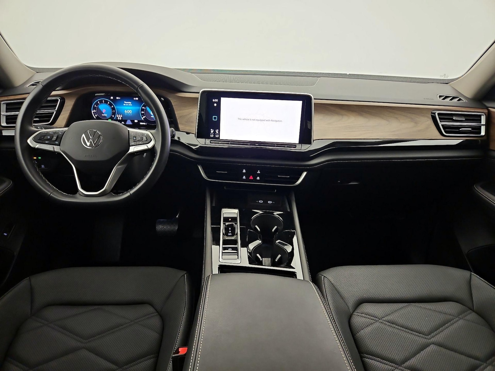 2025 Volkswagen Atlas SE w/Tech - Photo 10