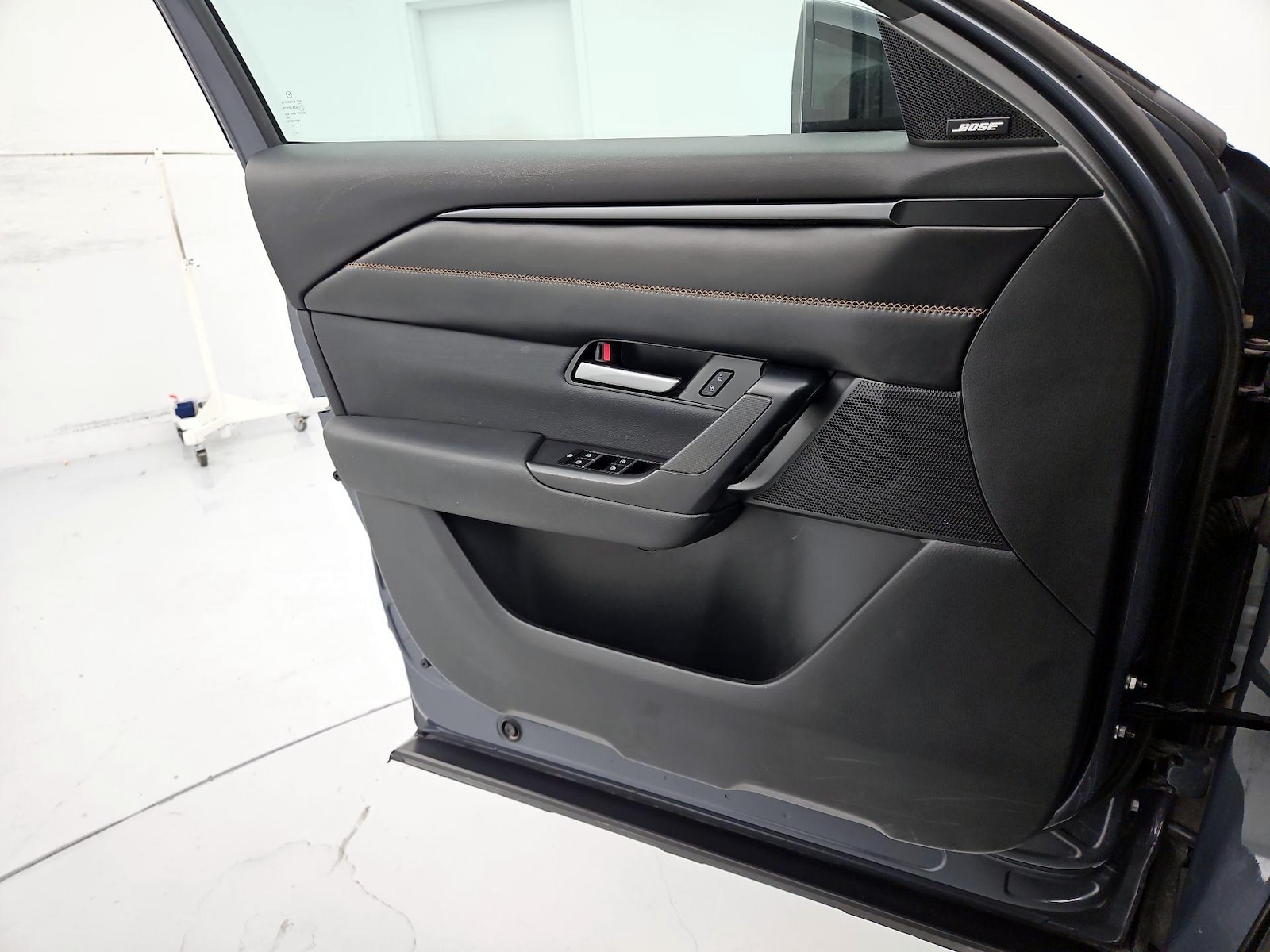 2025 Mazda CX-50 Premium - Photo 13