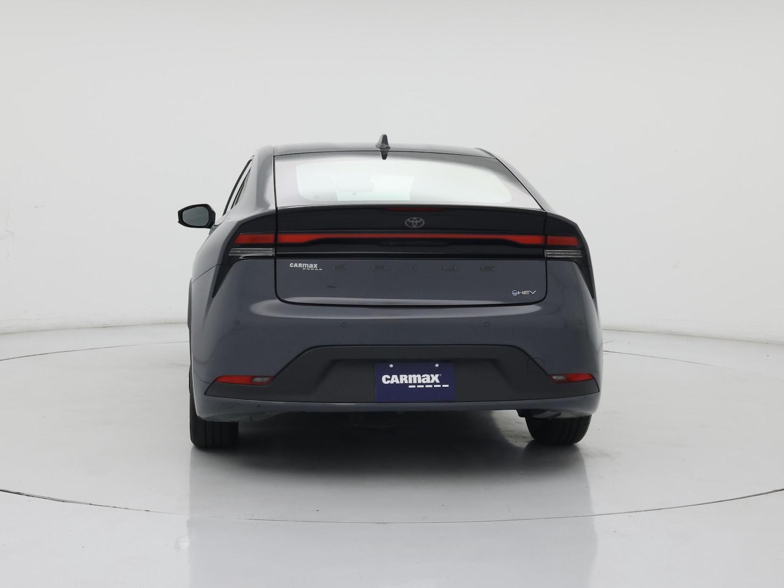 2025 Toyota Prius LE - Photo 7