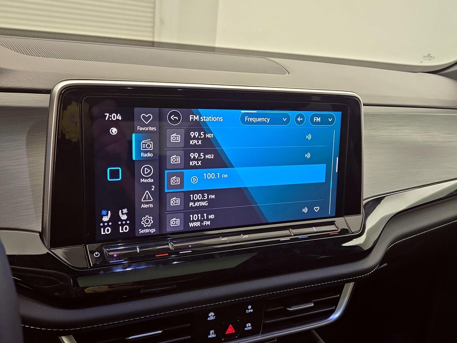 2025 Volkswagen Atlas Cross Sport SE w/Tech, photo 16