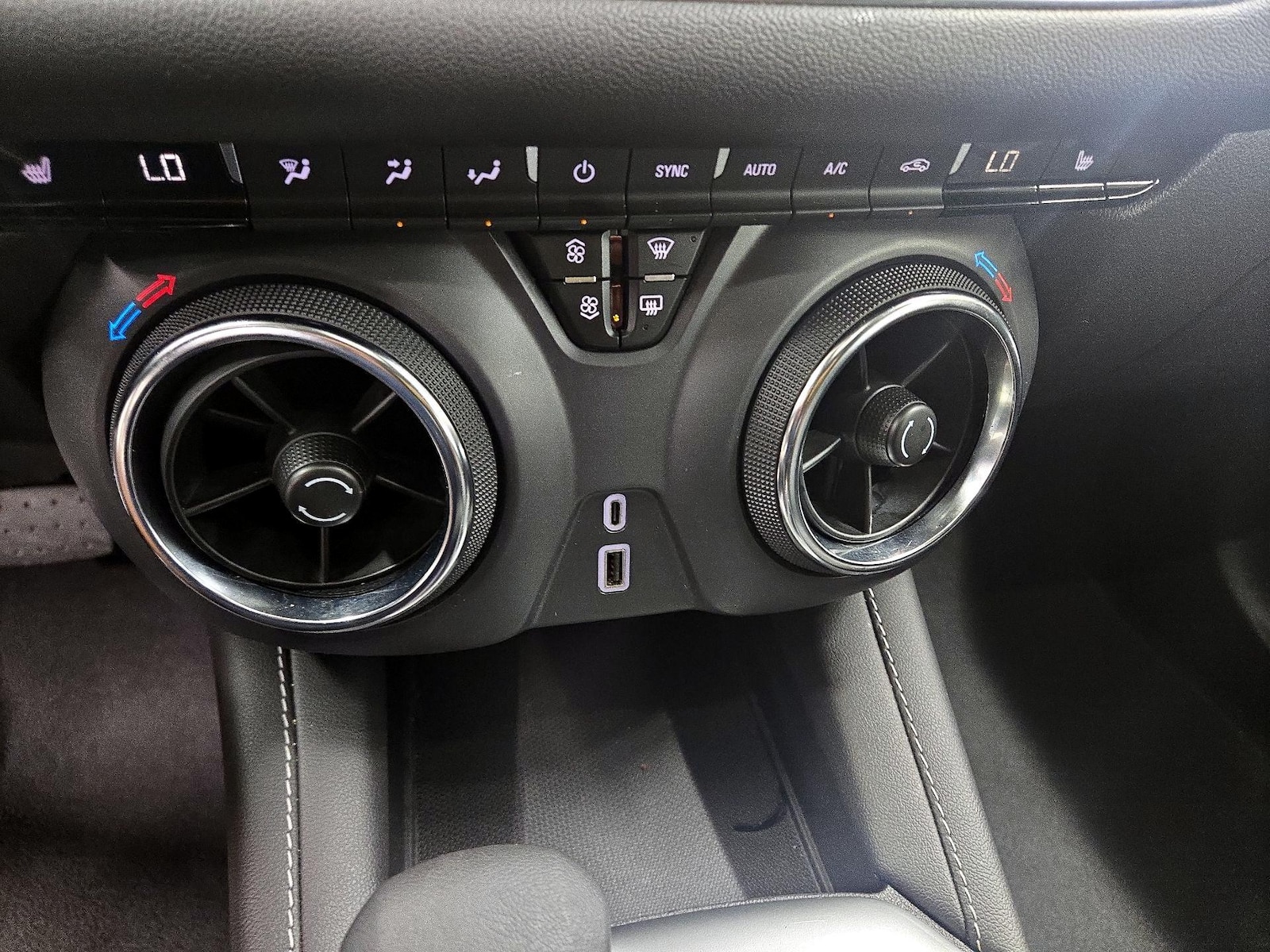 2025 Chevrolet Blazer 2LT - Photo 16