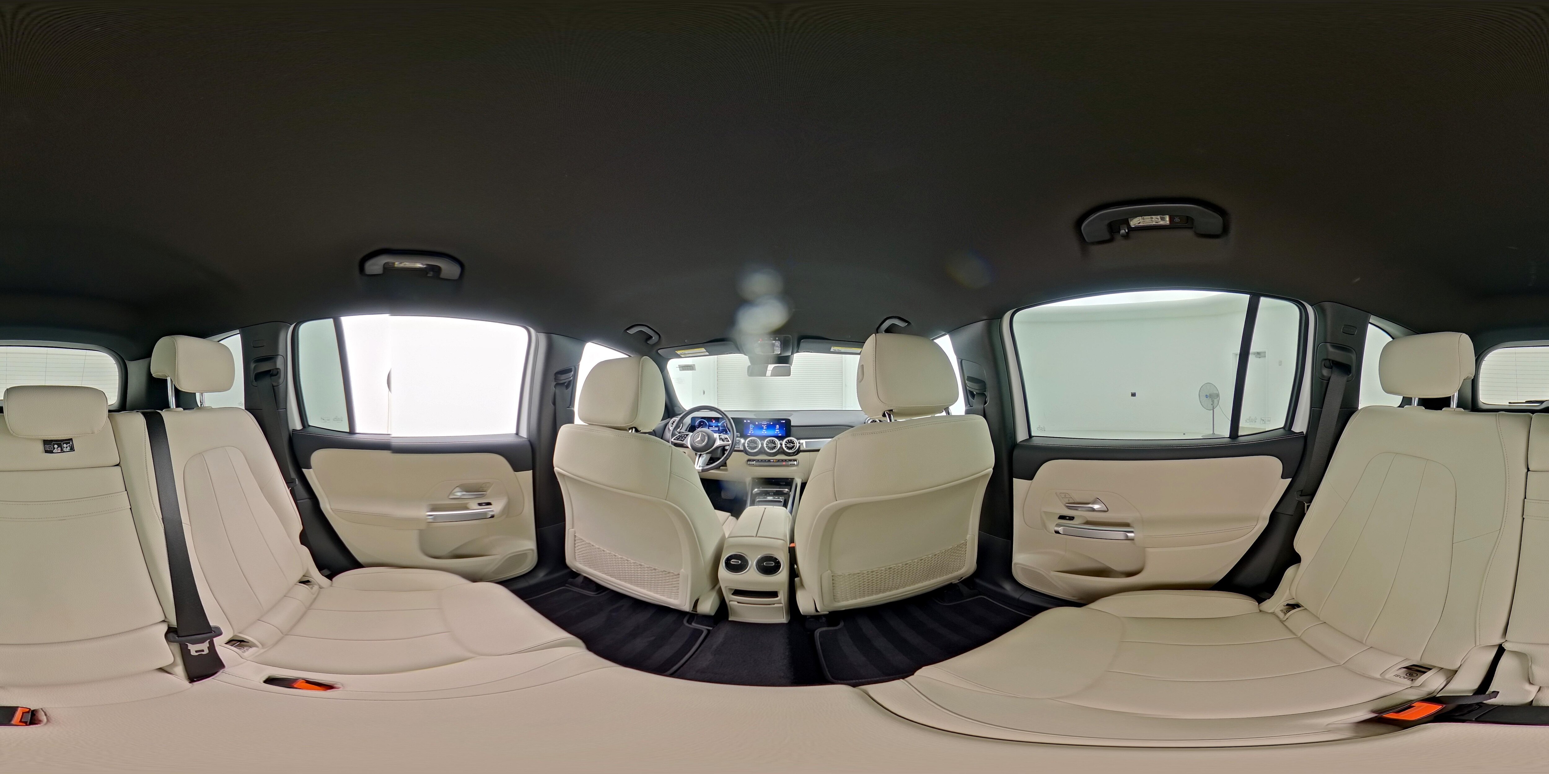 2025 Mercedes-Benz GLB250, photo 24