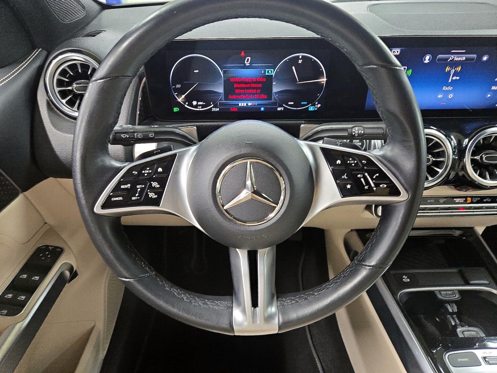 2025 Mercedes-Benz GLB250, photo 11