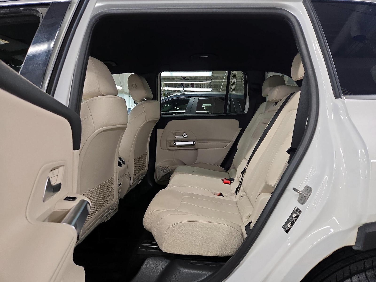2025 Mercedes-Benz GLB250, photo 19