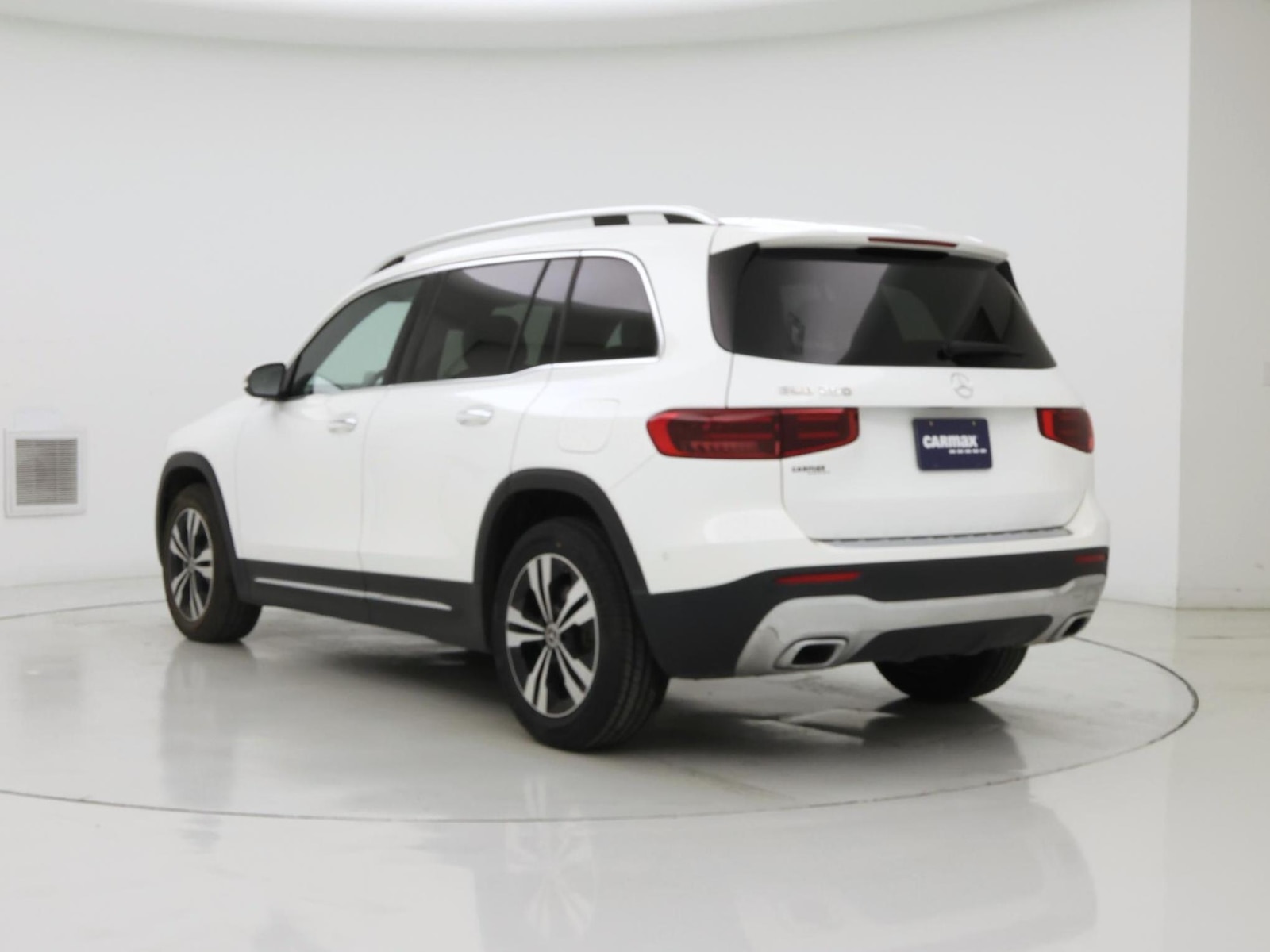 2025 Mercedes-Benz GLB250, photo 3