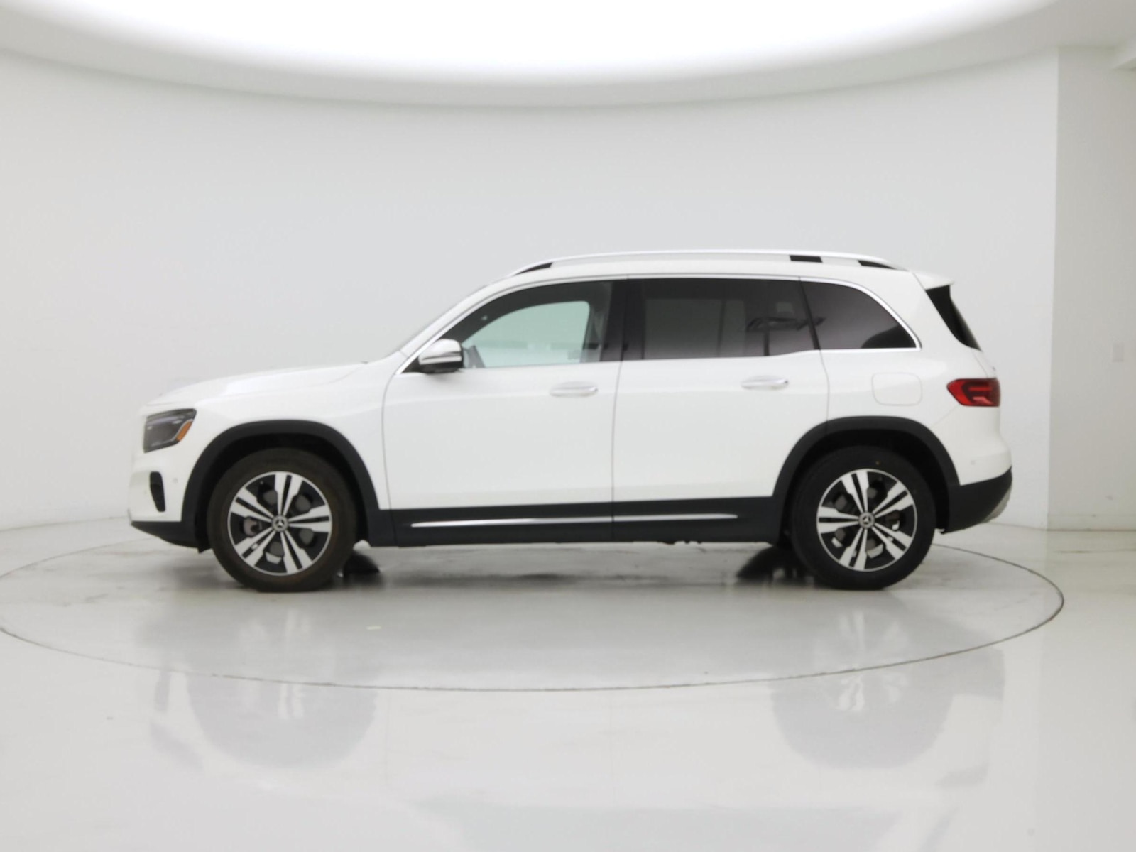2025 Mercedes-Benz GLB250, photo 4