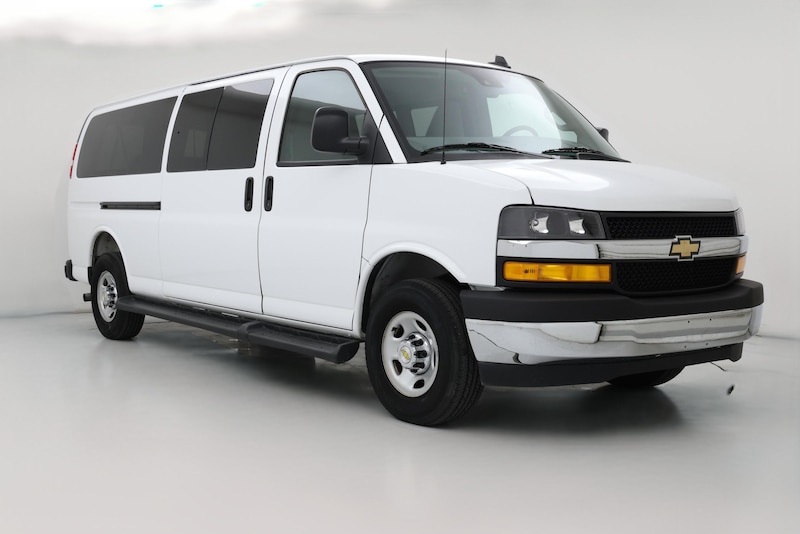 2025 Chevrolet Express 3500 LT