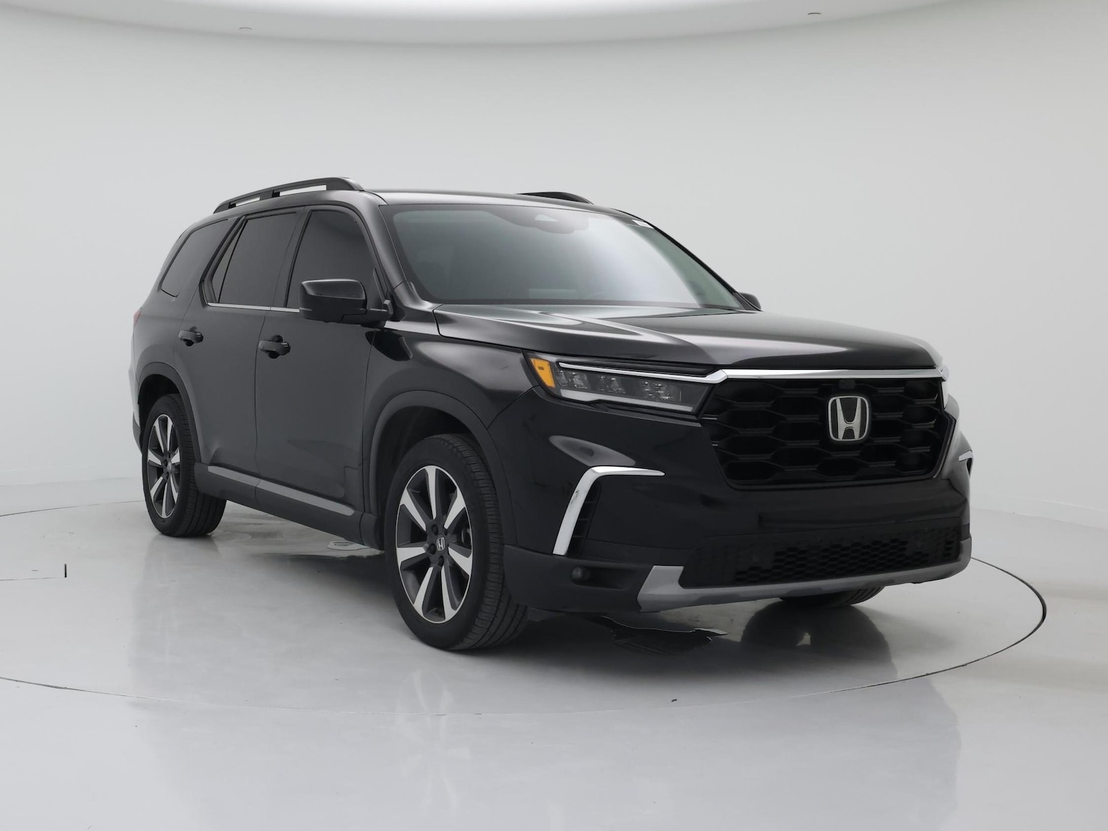 2025 Honda Pilot Elite - Photo 2