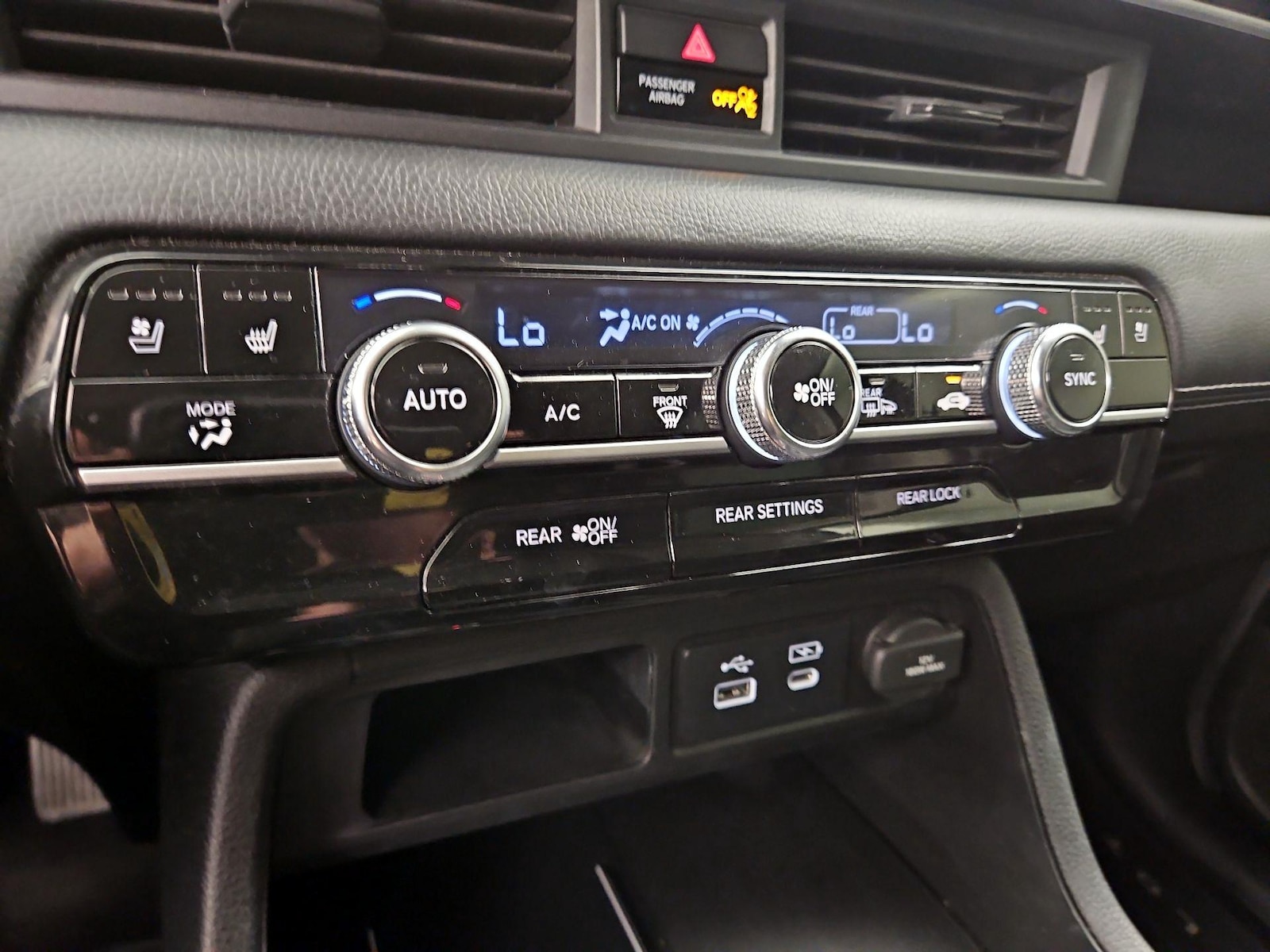 2025 Honda Pilot Elite - Photo 18