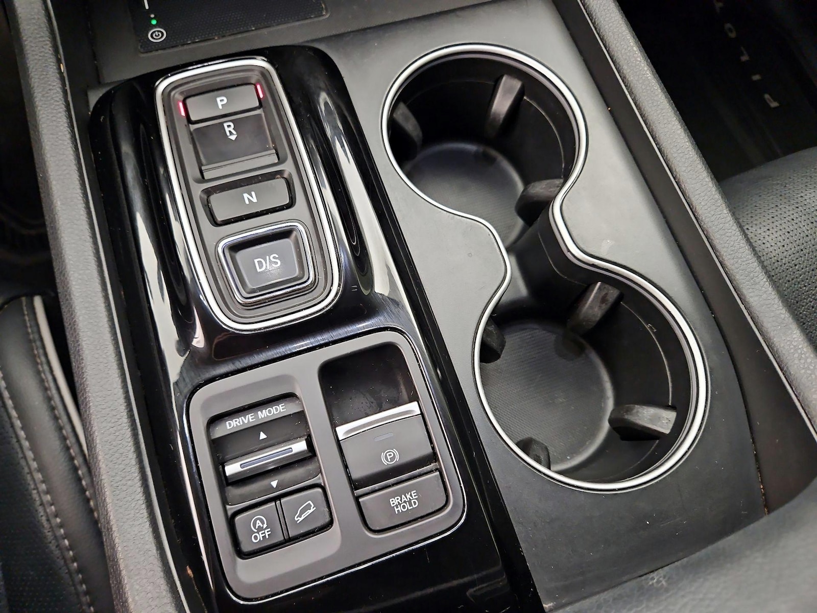 2025 Honda Pilot Elite - Photo 19