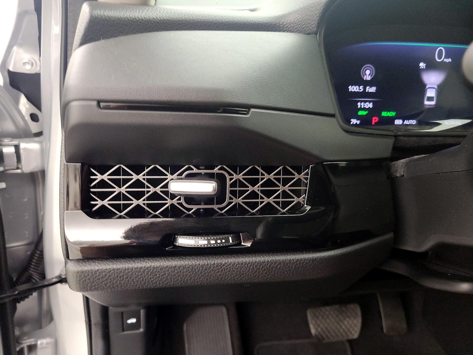 2026 Honda Accord Hybrid EX-L - Photo 12