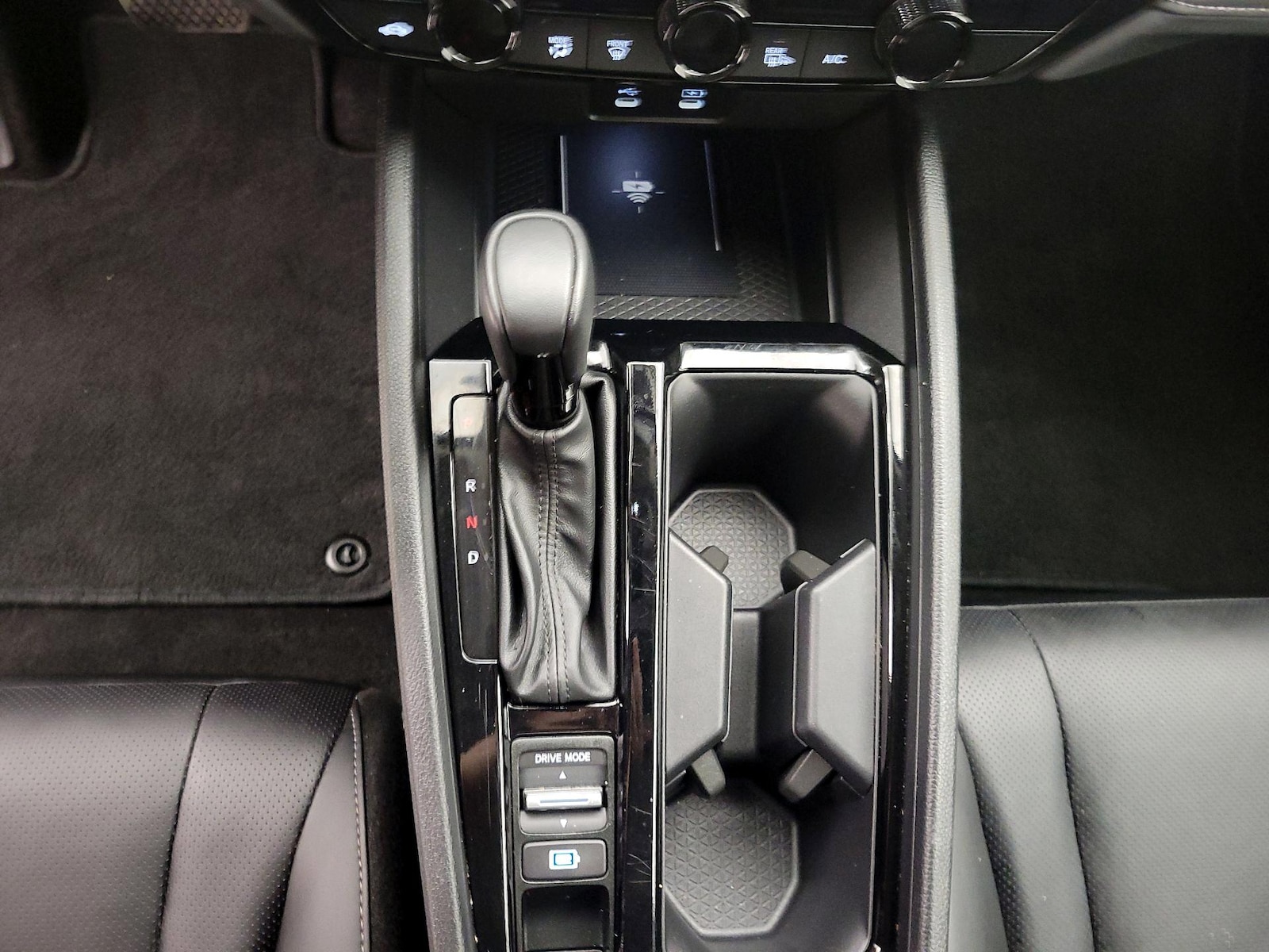 2026 Honda Accord Hybrid EX-L - Photo 17