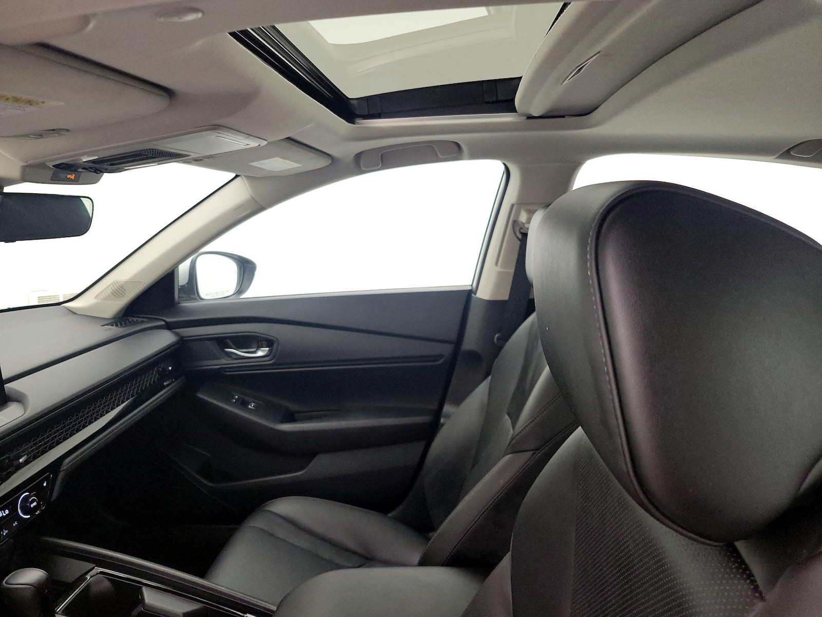 2026 Honda Accord Hybrid EX-L - Photo 19