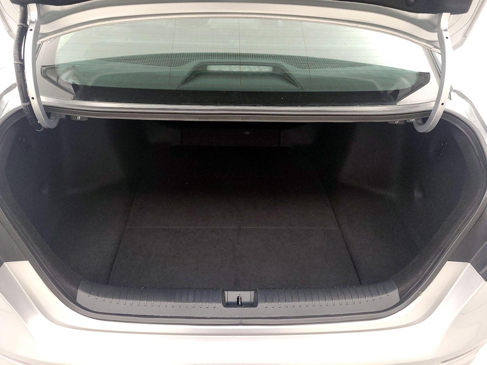 2026 Honda Accord Hybrid EX-L - Photo 21