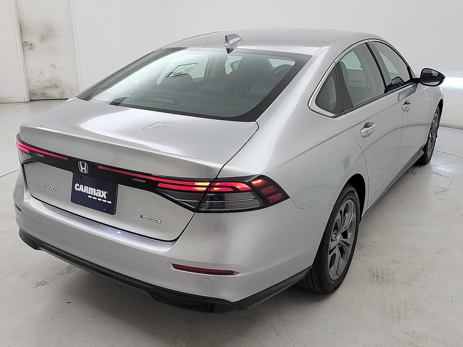 2026 Honda Accord Hybrid EX-L - Photo 5