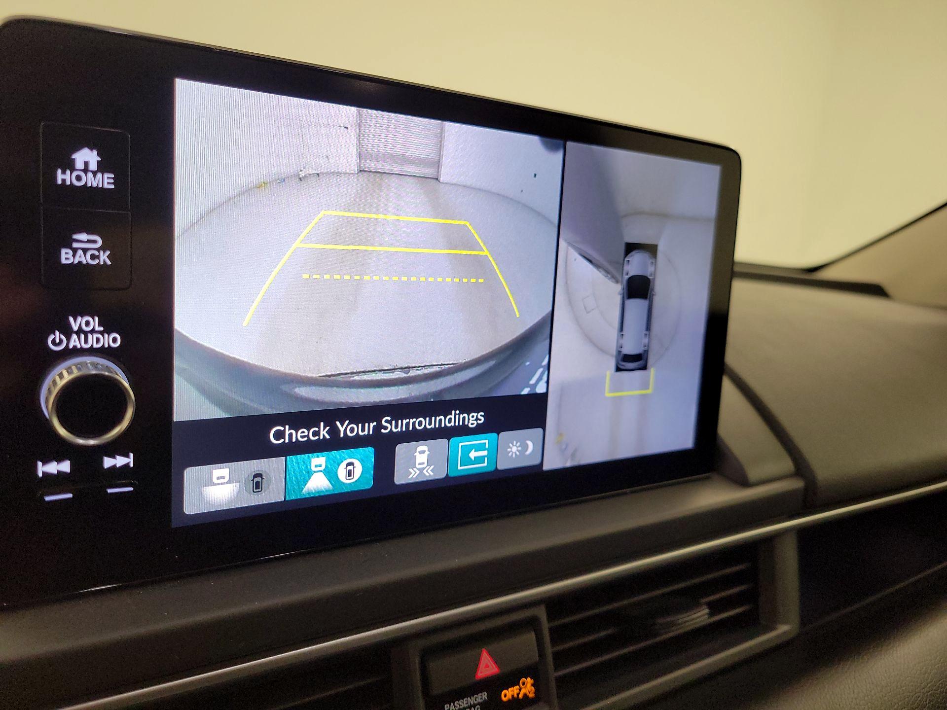 Thumbnail: 2023 Honda Pilot - 15