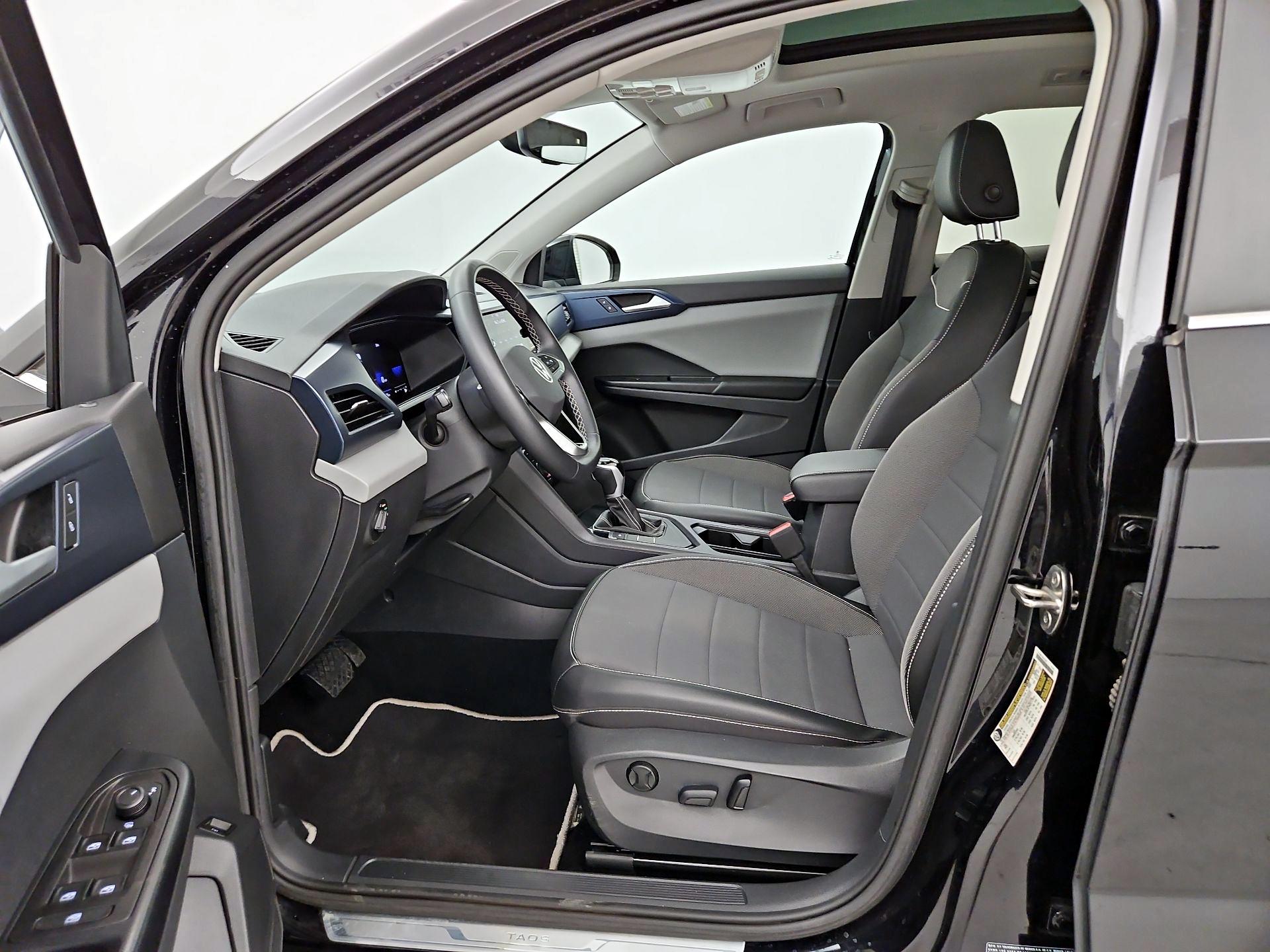 Thumbnail: 2023 Volkswagen Taos - 11