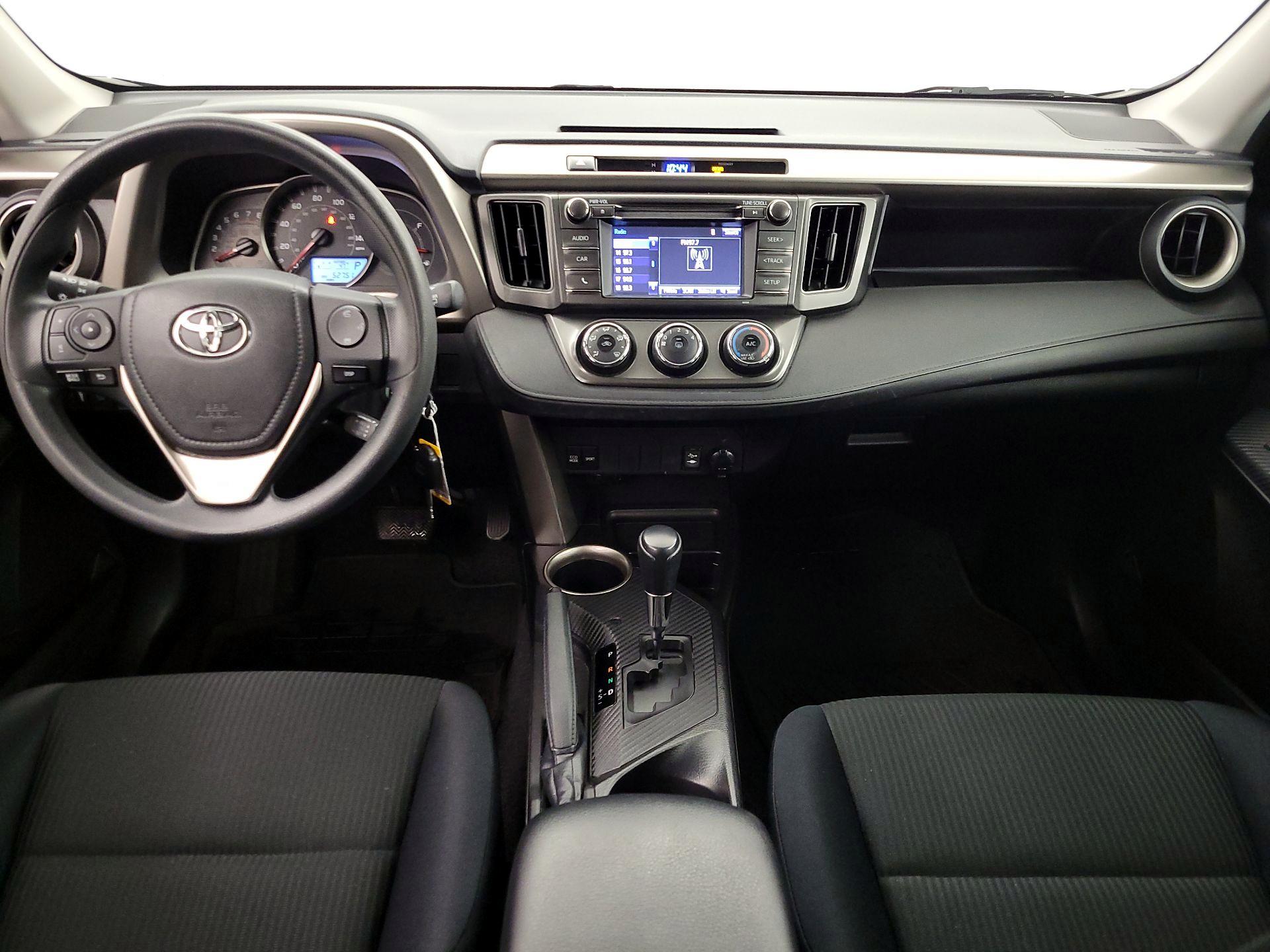 Thumbnail: 2015 Toyota RAV4 - 9