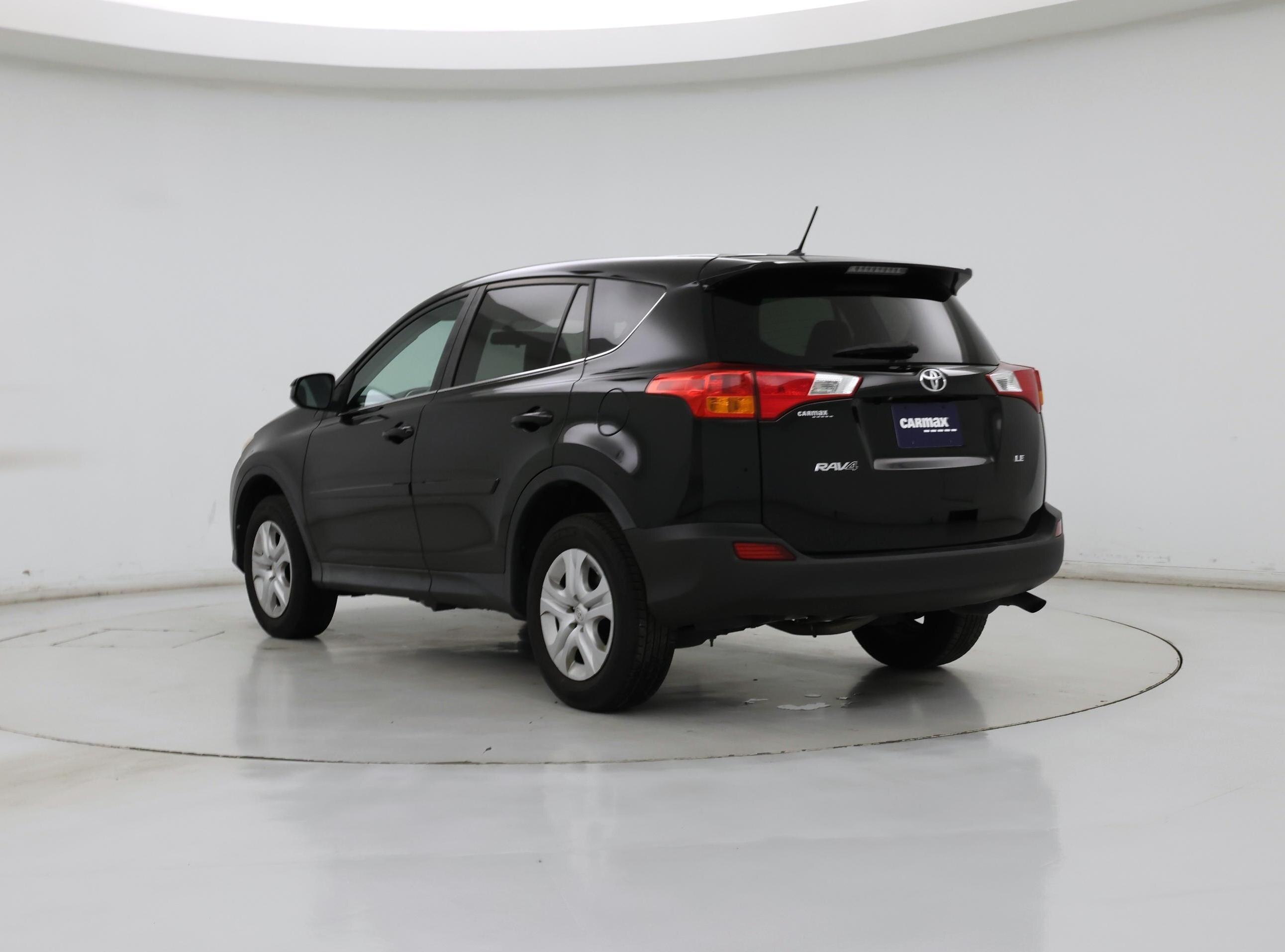 Thumbnail: 2015 Toyota RAV4 - 2