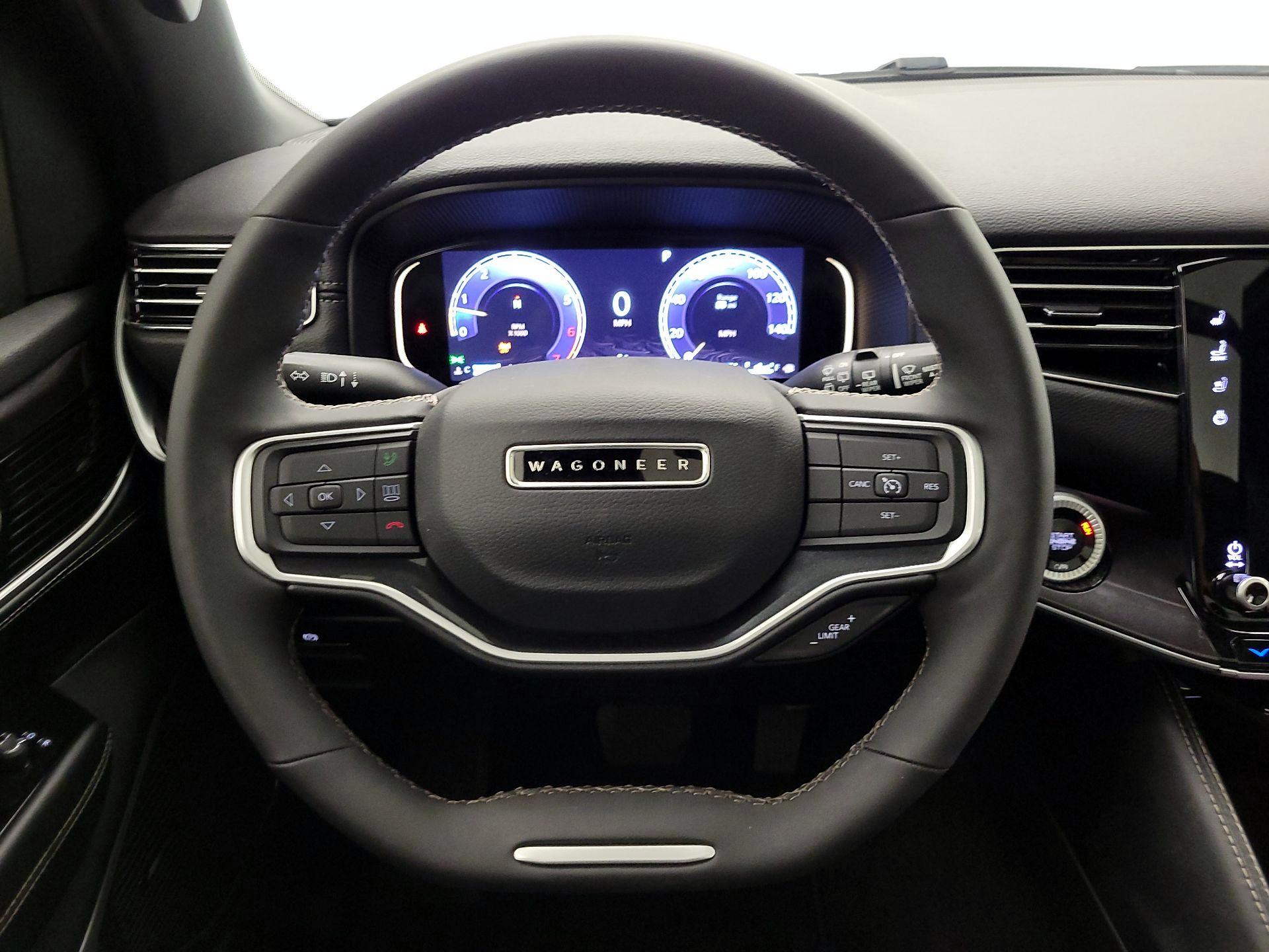 Thumbnail: 2024 Jeep Wagoneer - 10