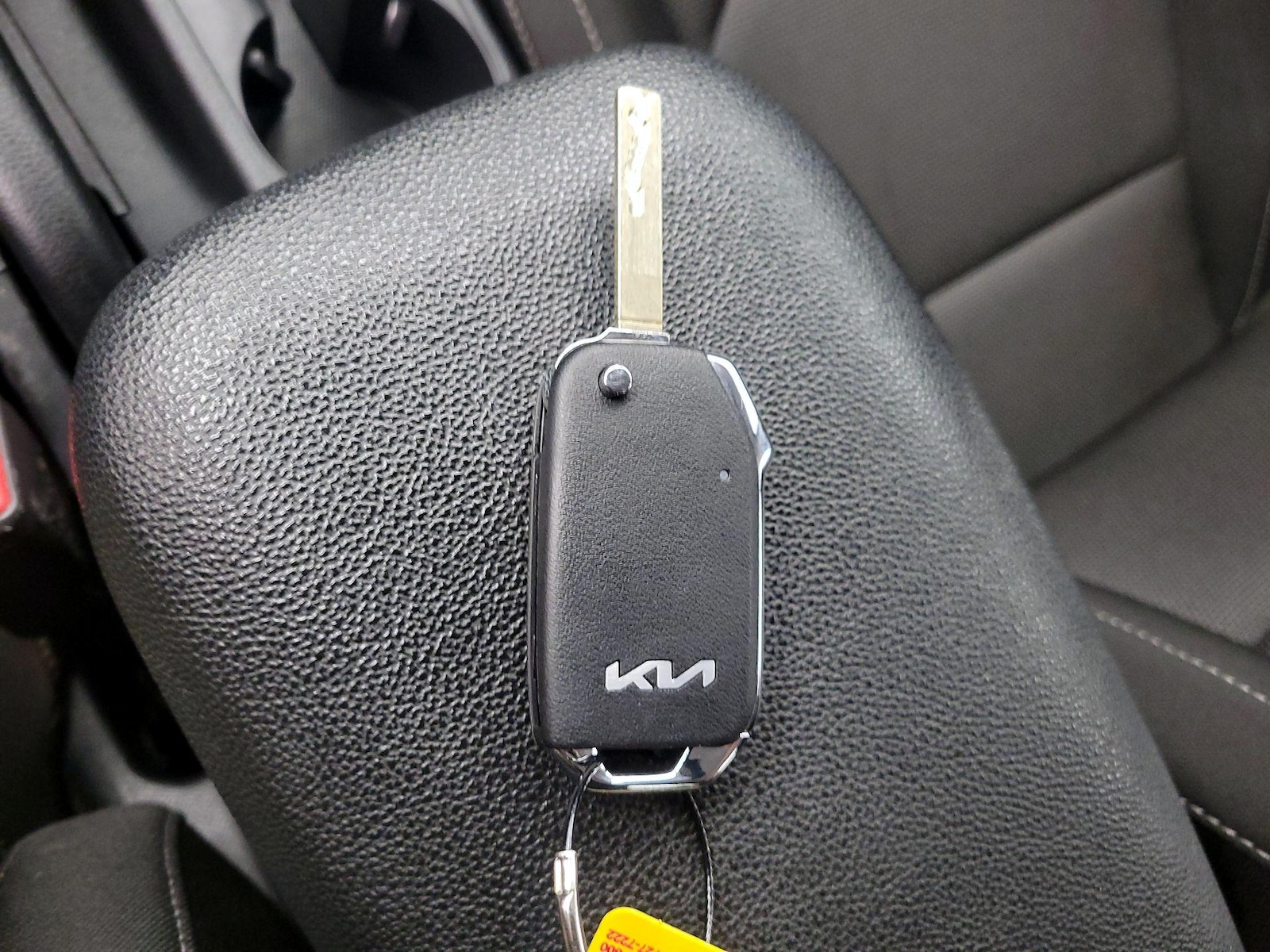 2024 Kia Forte LXS - Photo 23