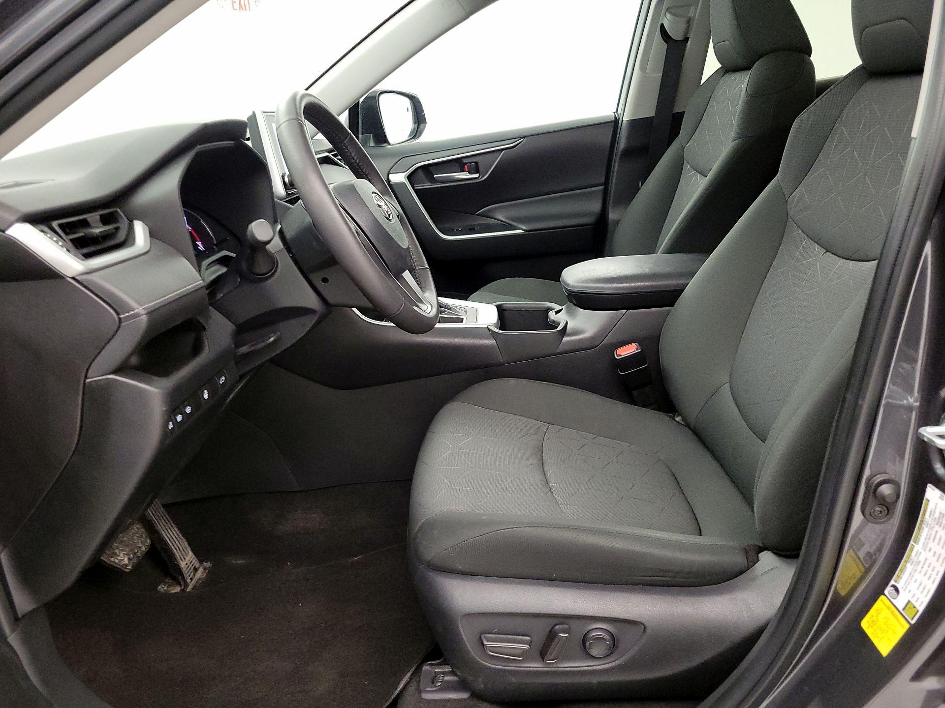 Thumbnail: 2023 Toyota RAV4 - 11