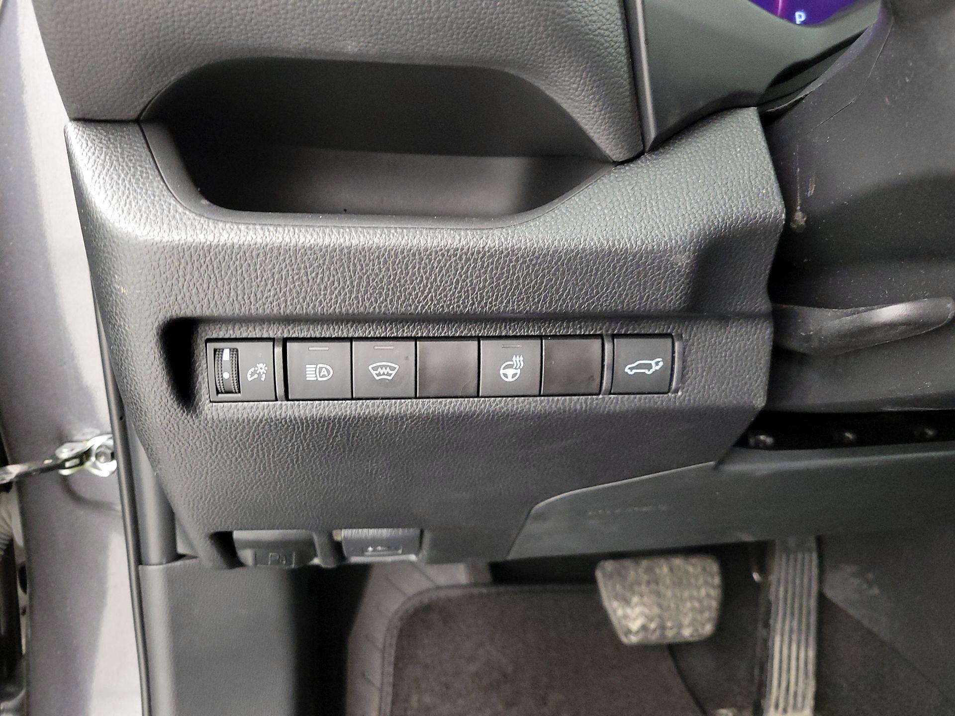 Thumbnail: 2023 Toyota RAV4 - 13