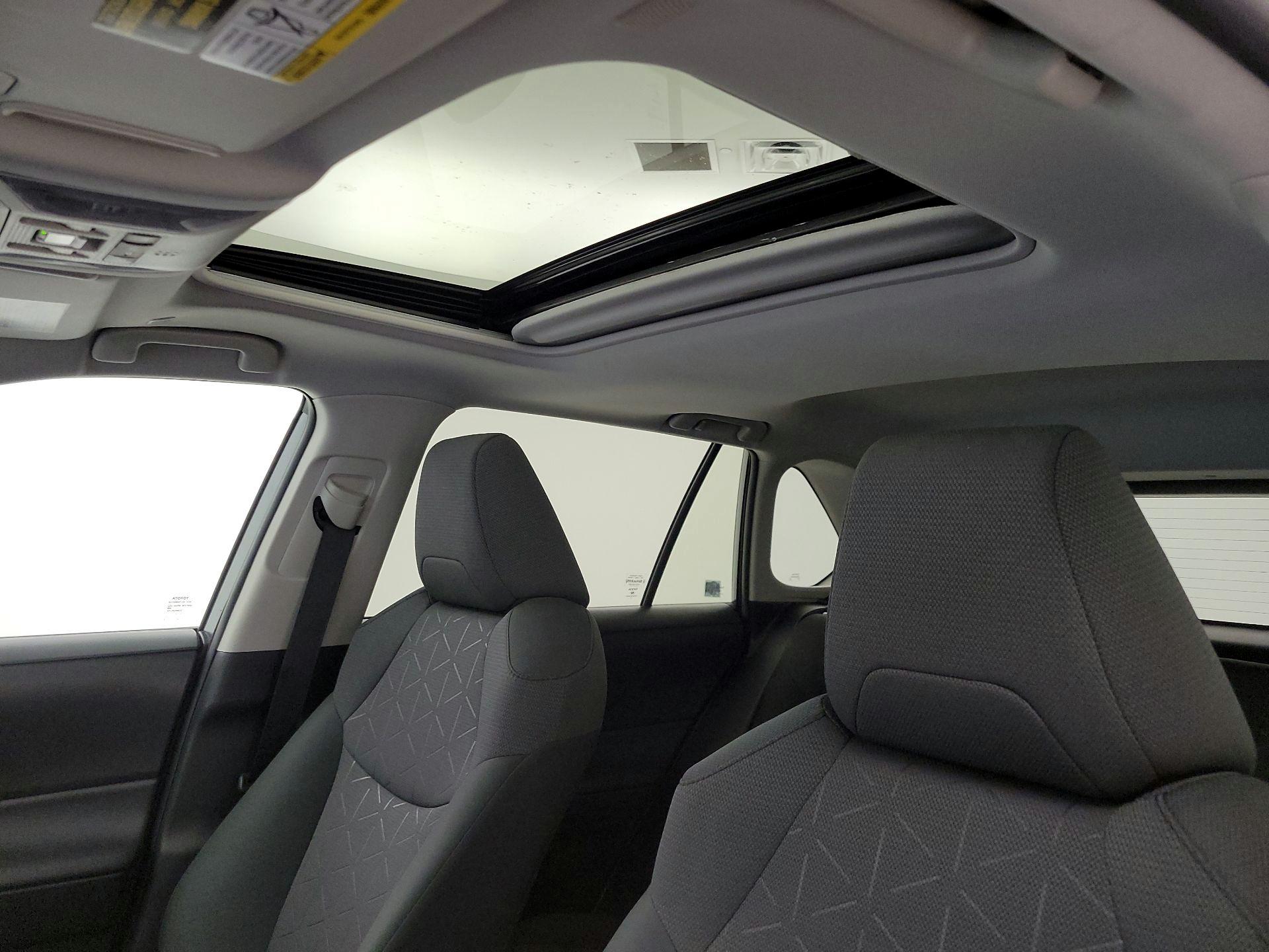 Thumbnail: 2023 Toyota RAV4 - 19