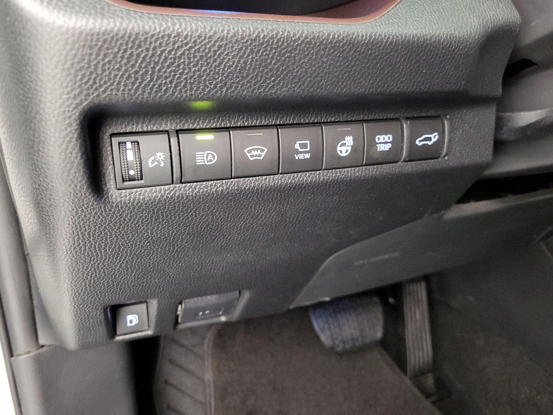 Thumbnail: 2023 Toyota RAV4 - 13