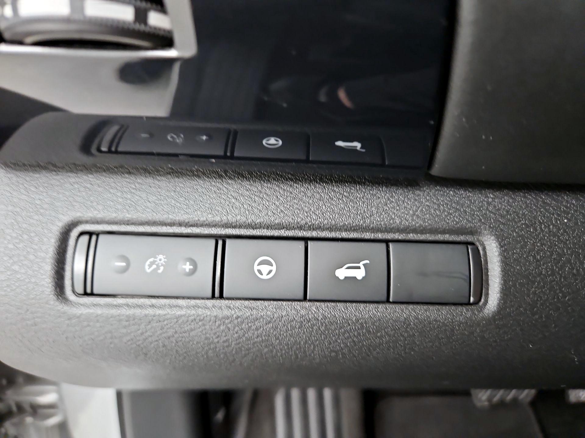 Thumbnail: 2025 Nissan Pathfinder - 13