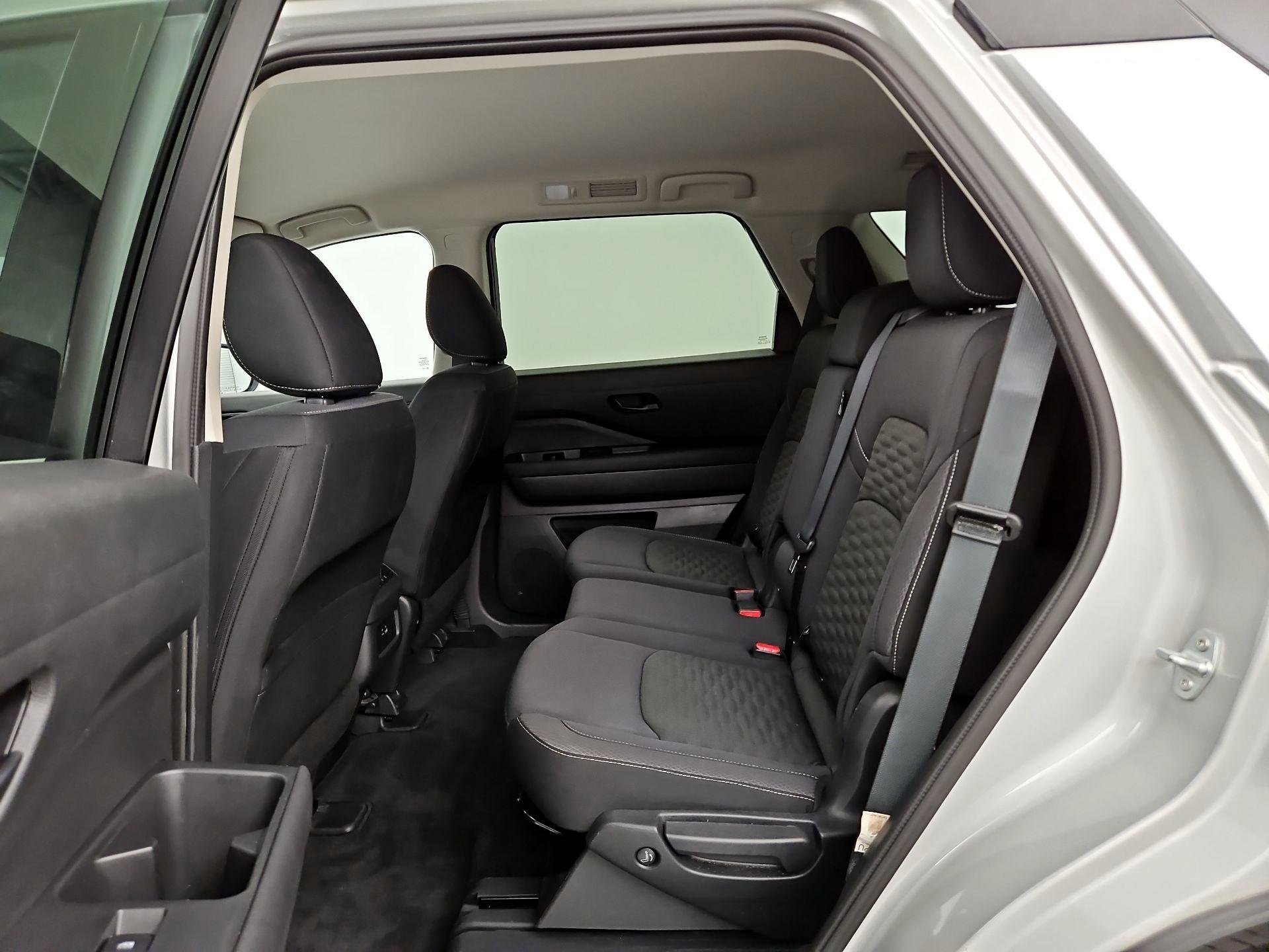 Thumbnail: 2025 Nissan Pathfinder - 19