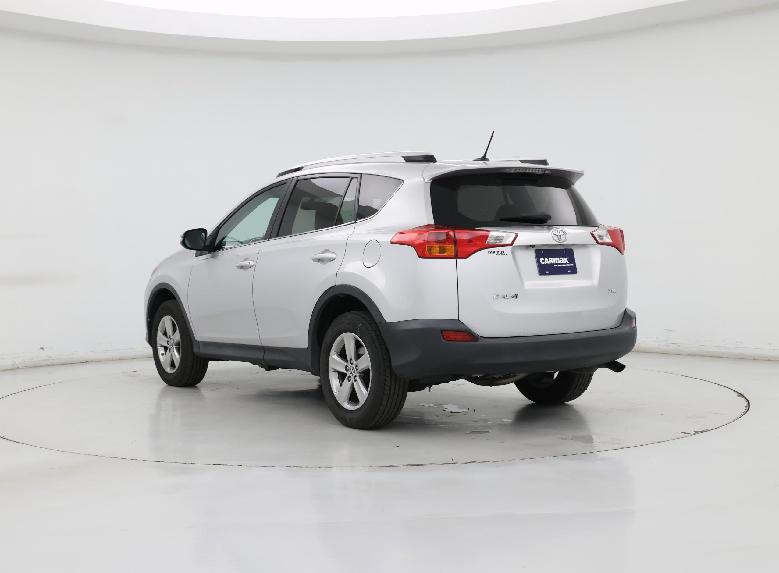 Thumbnail: 2015 Toyota RAV4 - 2