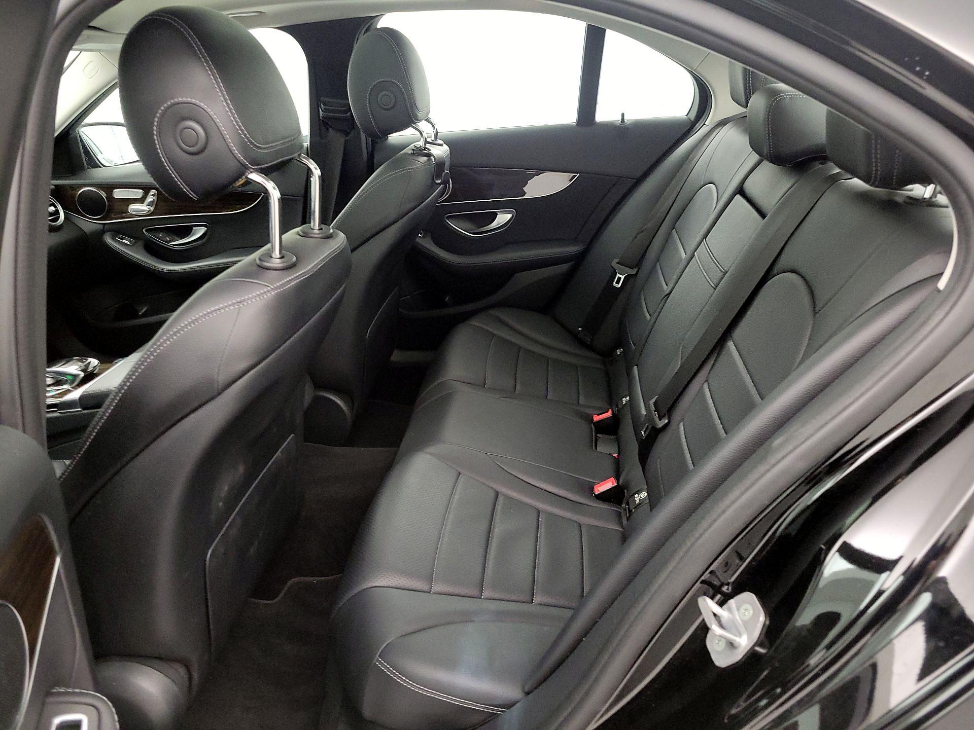 Thumbnail: 2016 Mercedes-Benz C-Class - 20