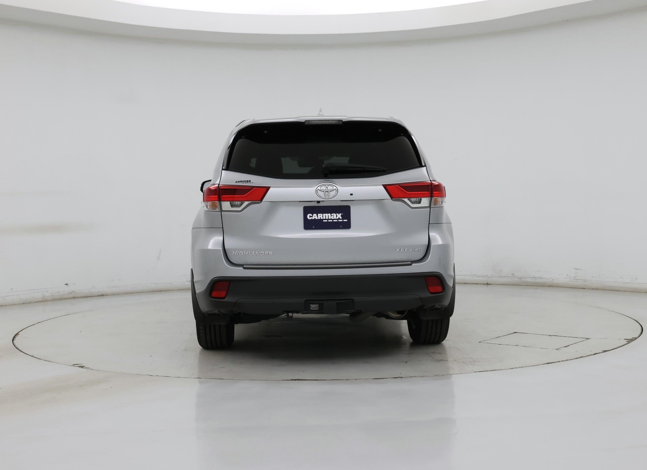 Thumbnail: 2017 Toyota Highlander - 6