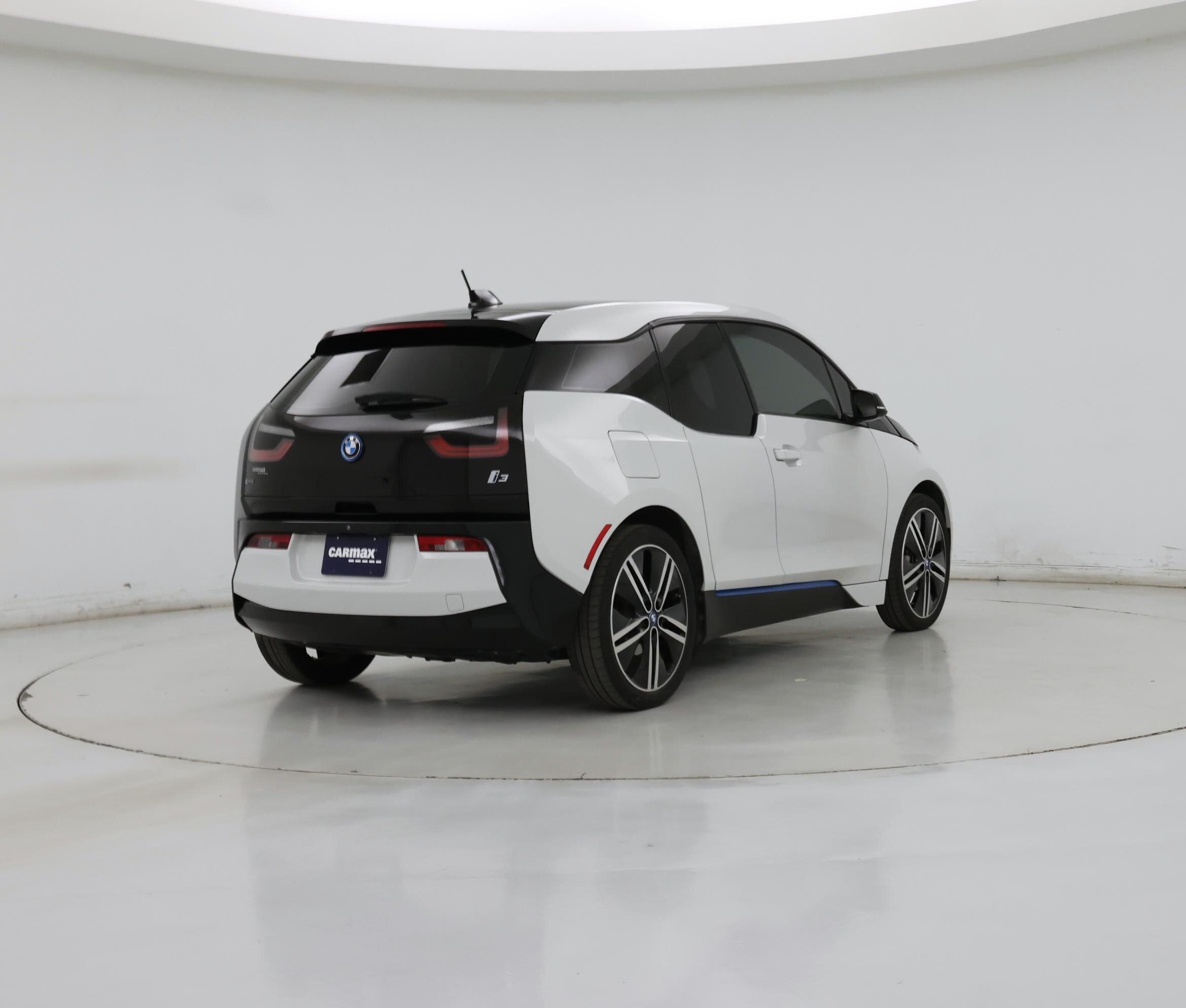 Thumbnail: 2017 BMW i3 - 8