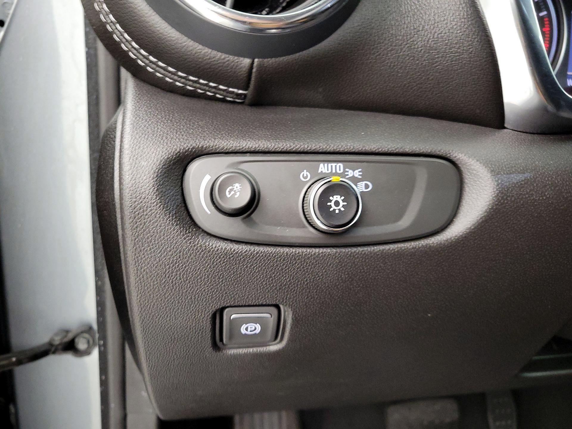 Thumbnail: 2025 Chevrolet Blazer - 13