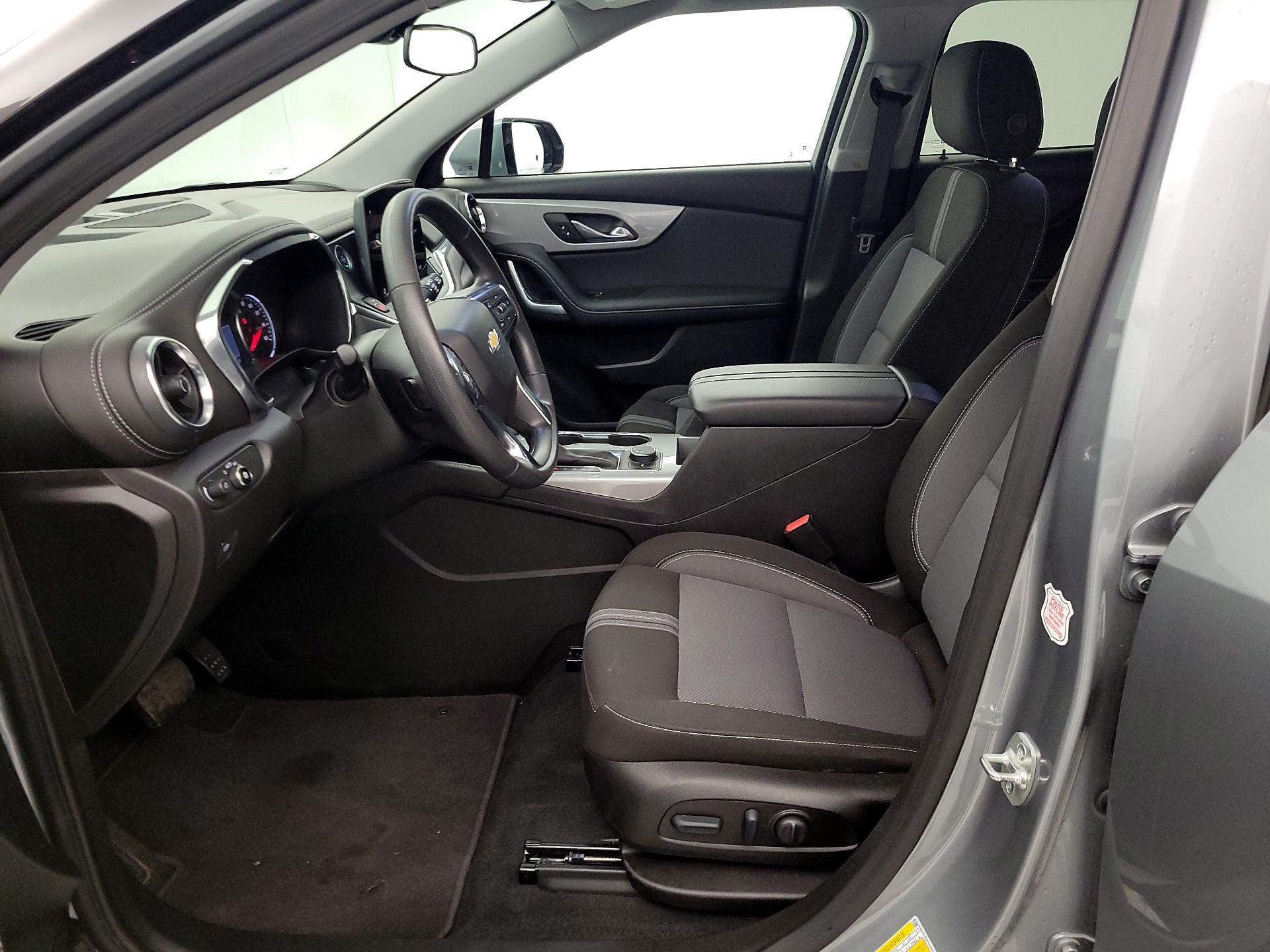 Thumbnail: 2025 Chevrolet Blazer - 11