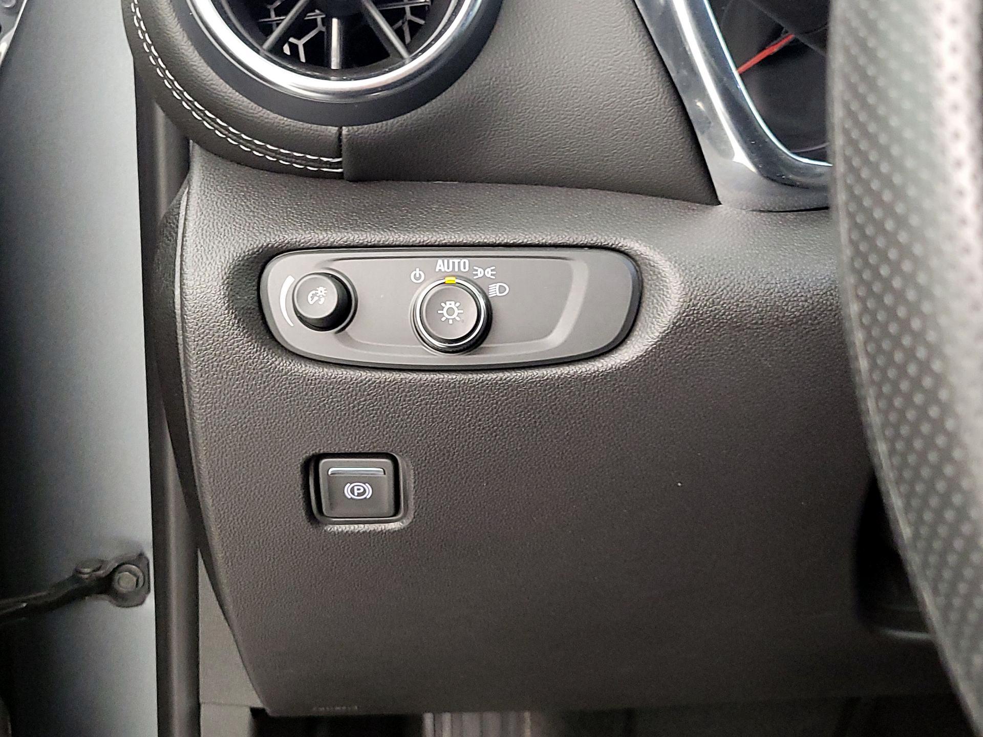 Thumbnail: 2025 Chevrolet Blazer - 13