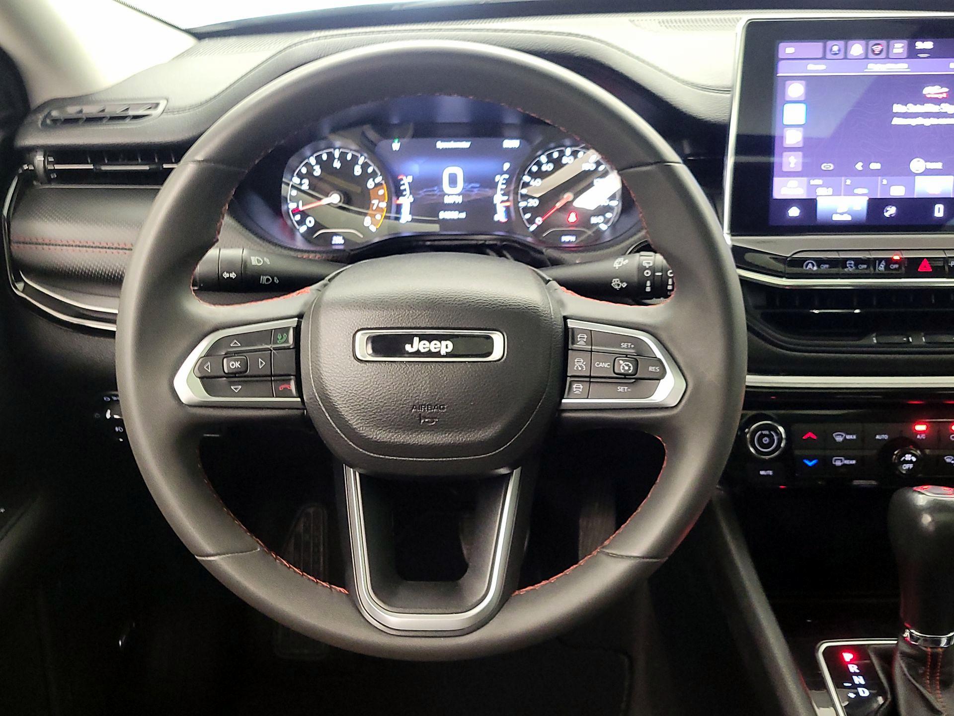 Thumbnail: 2022 Jeep Compass - 10