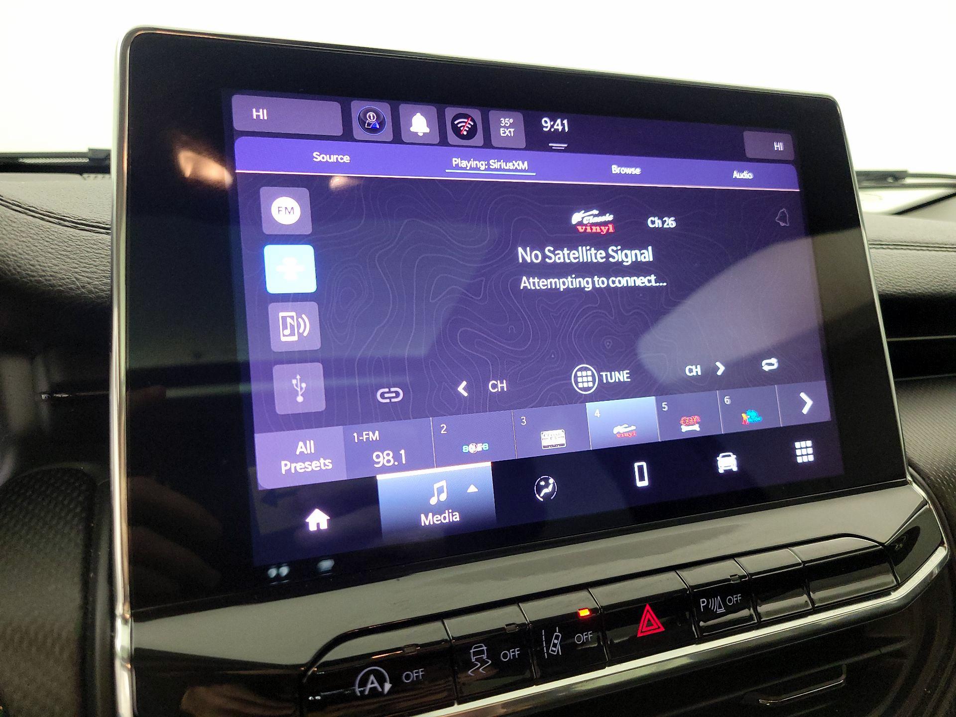 Thumbnail: 2022 Jeep Compass - 15