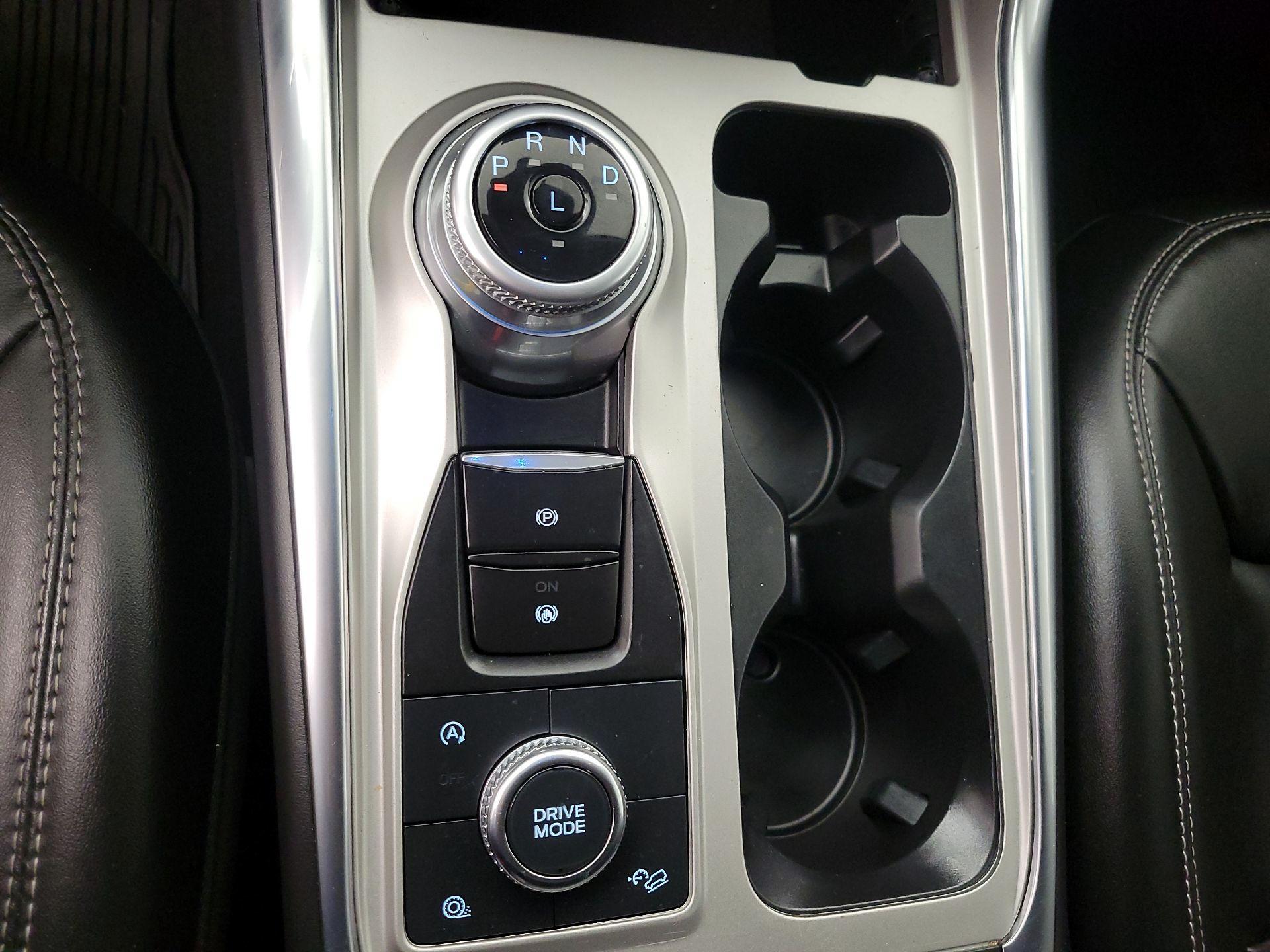 Thumbnail: 2023 Ford Explorer - 17