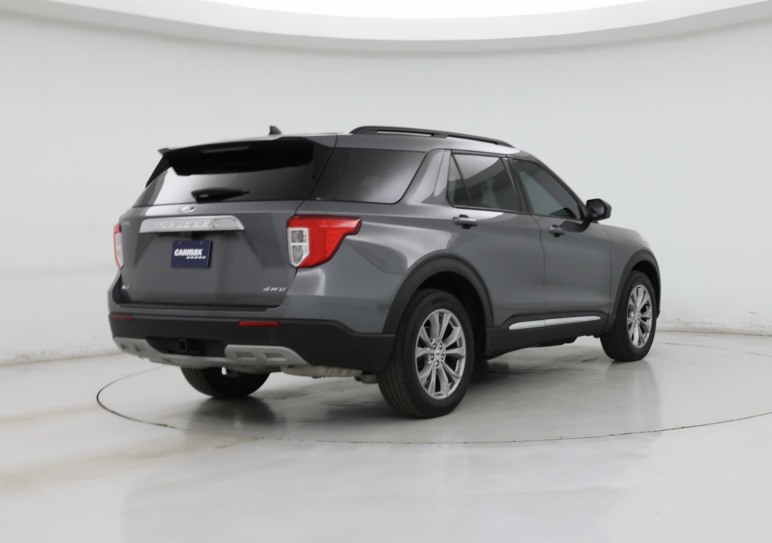 Thumbnail: 2023 Ford Explorer - 8
