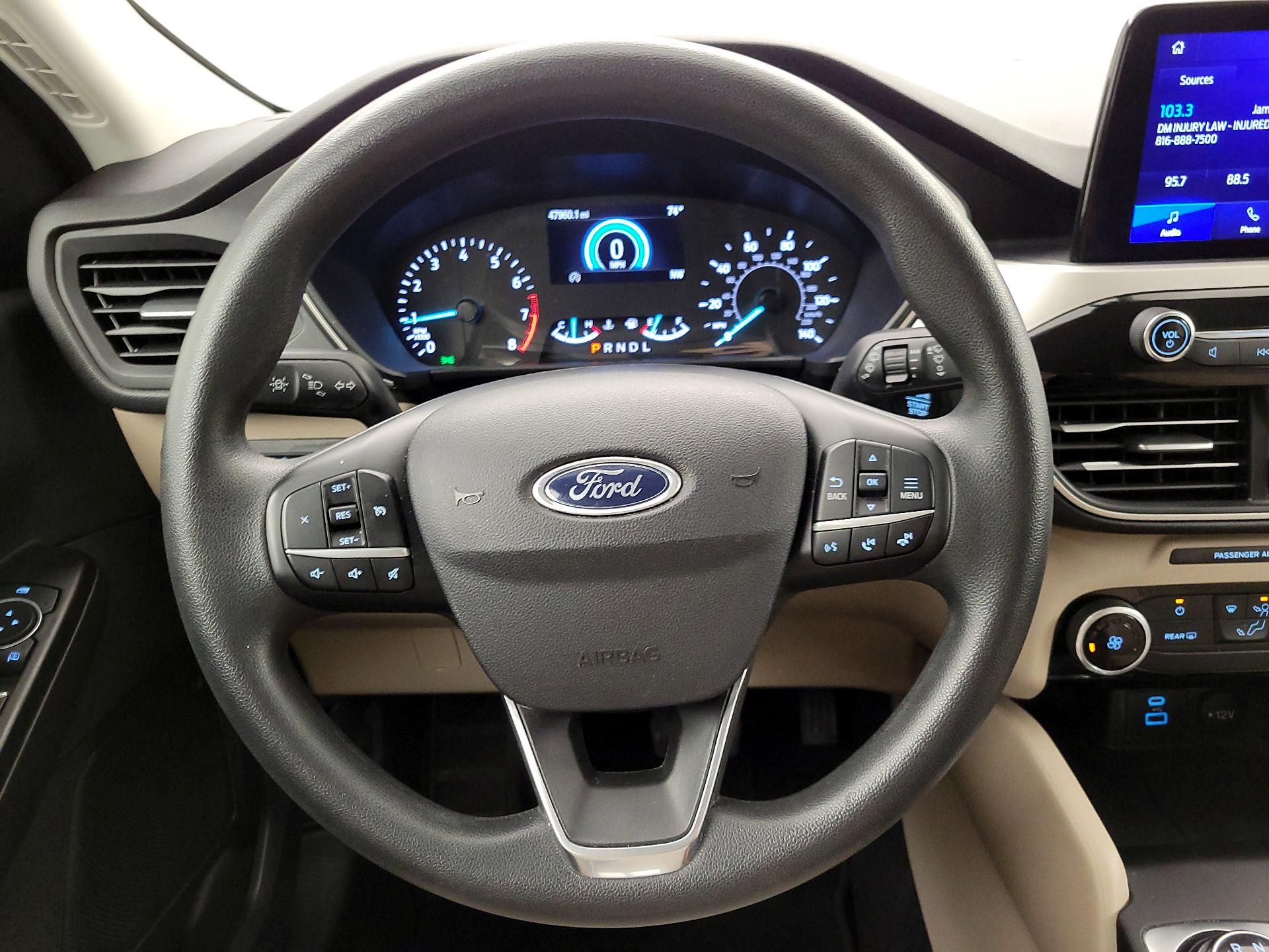 Thumbnail: 2022 Ford Escape - 10
